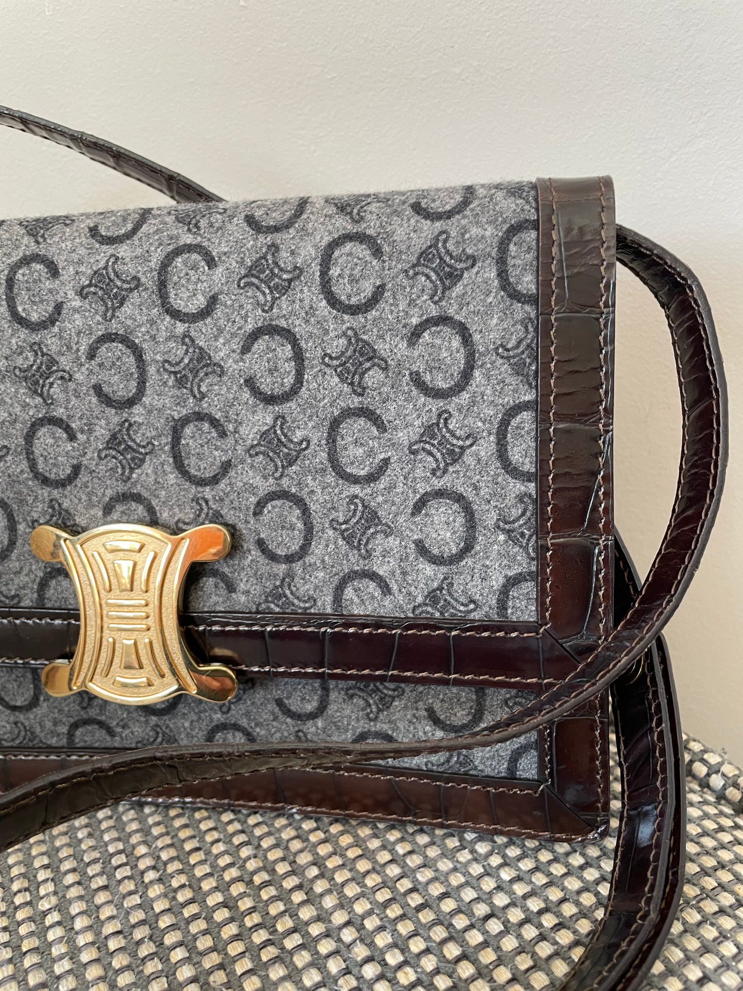 Preloved Celine C Triomphe Shoulder Bag
