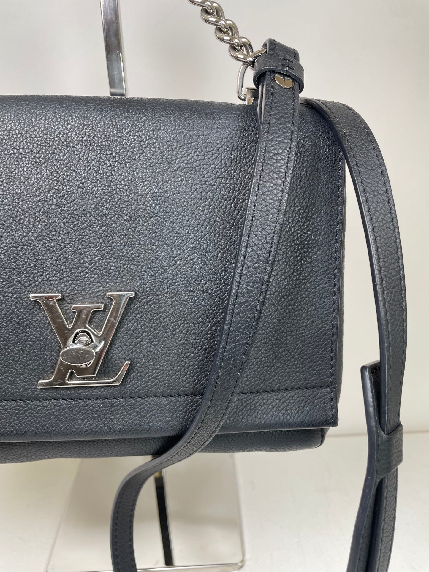 Preloved Louis Vuitton Lock Me II BB bag, Small