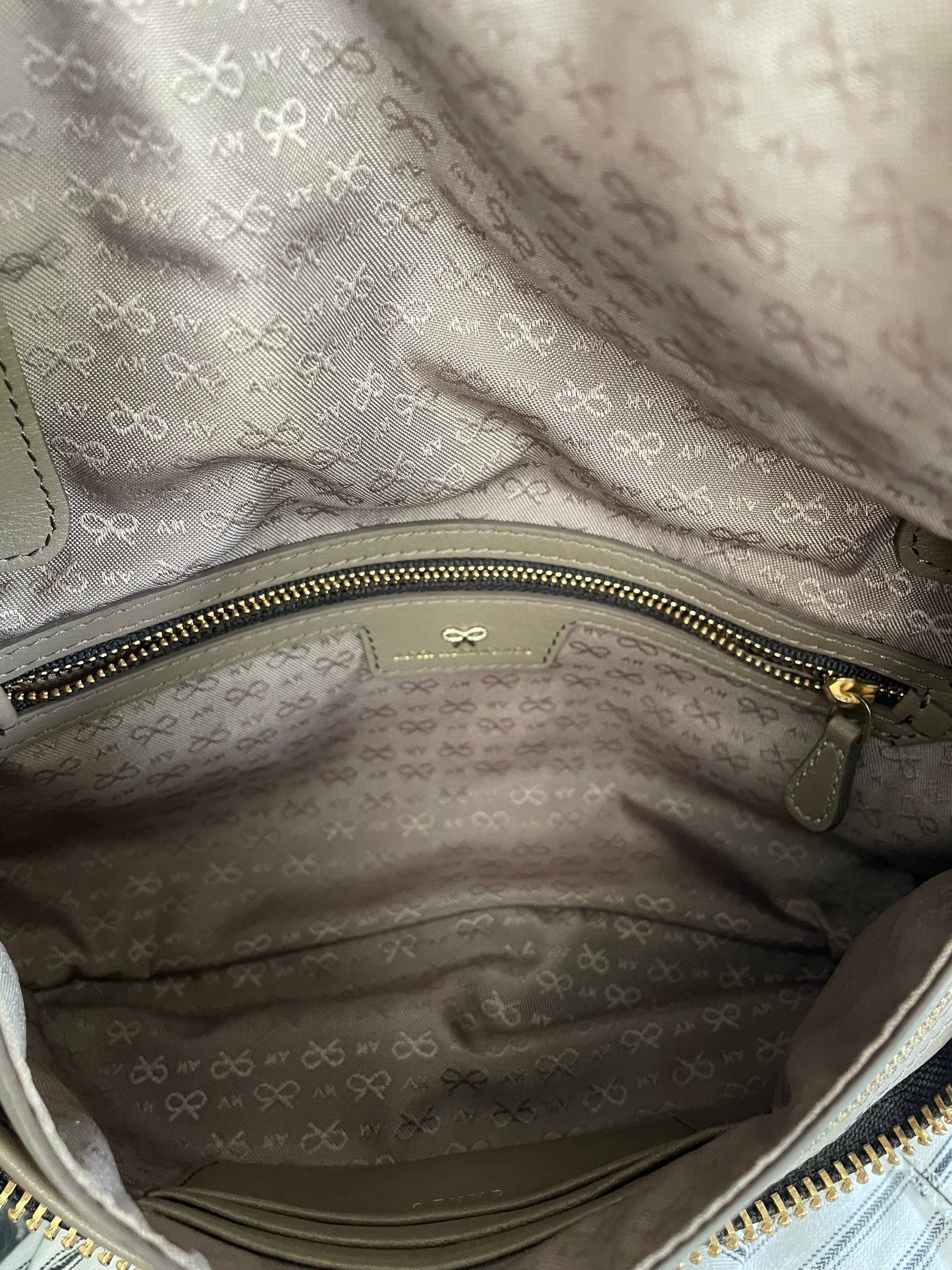 Preloved Anya Hindmarch Maxi Zip Satchel, Small