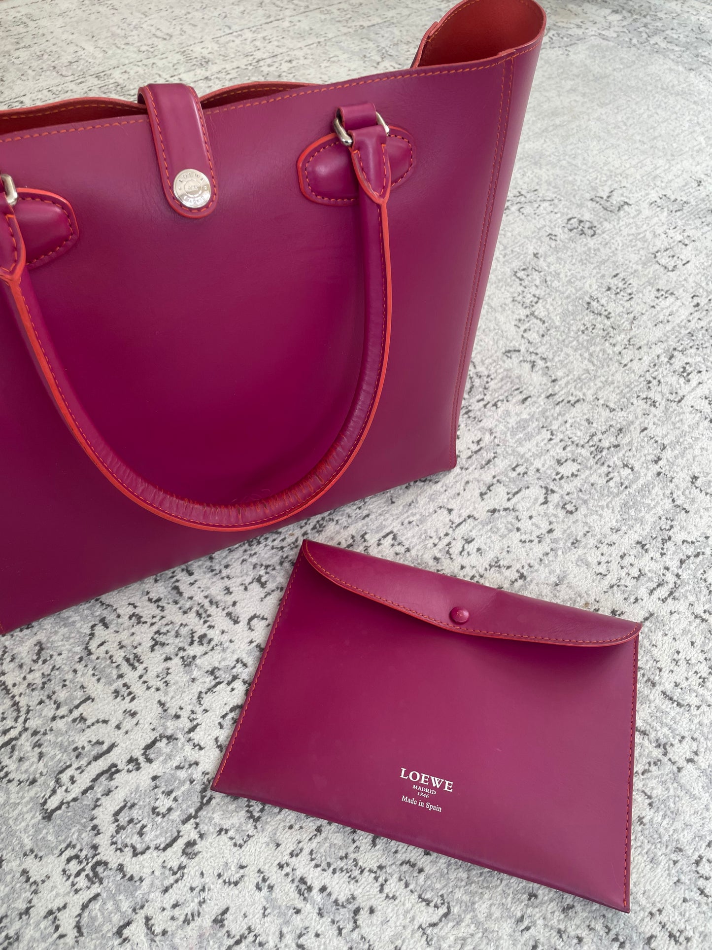 Preloved Loewe Leo Tote Bag