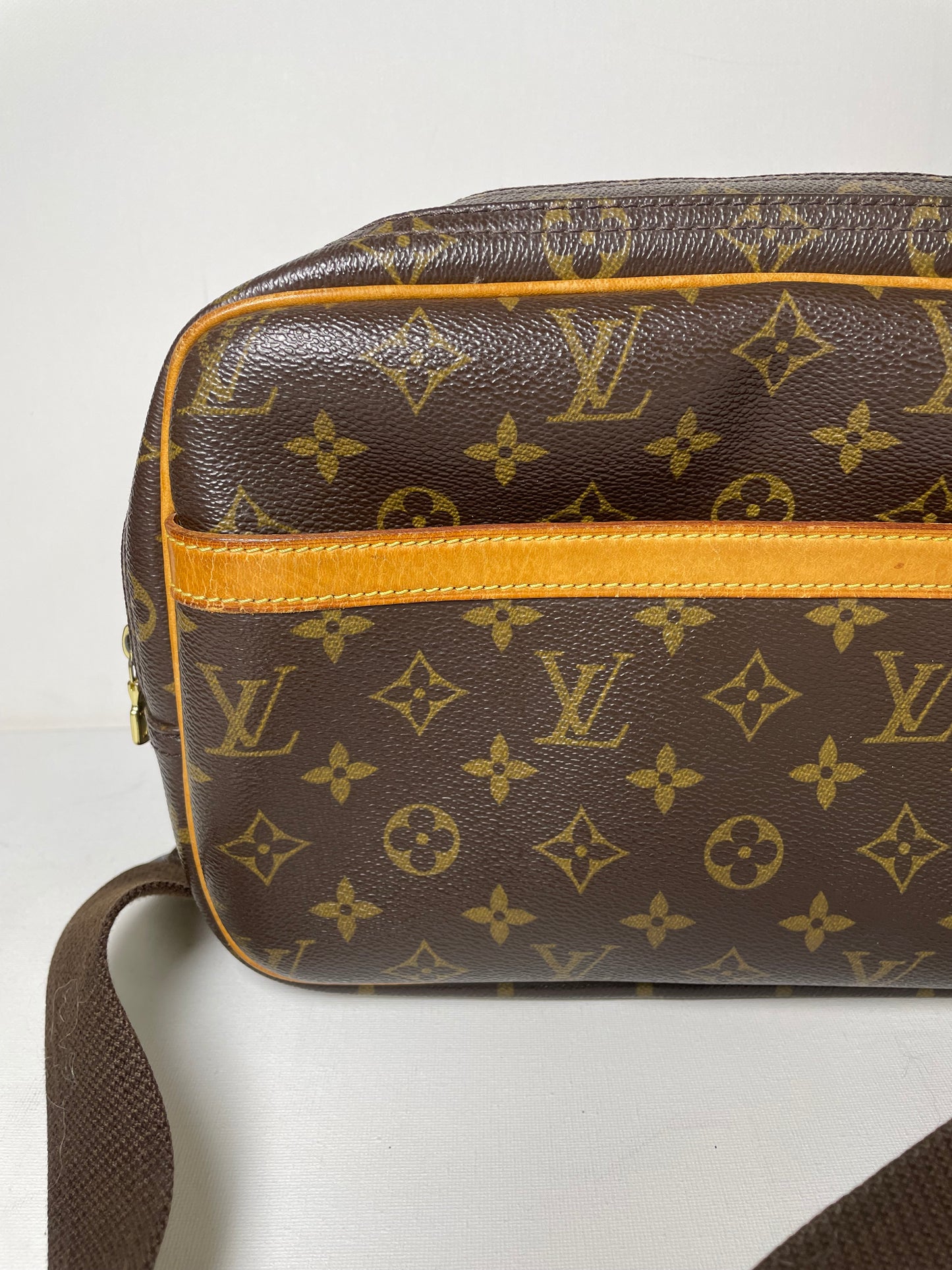 Preloved, Vintage Louis Vuitton Reporter Shoulder Bag, PM