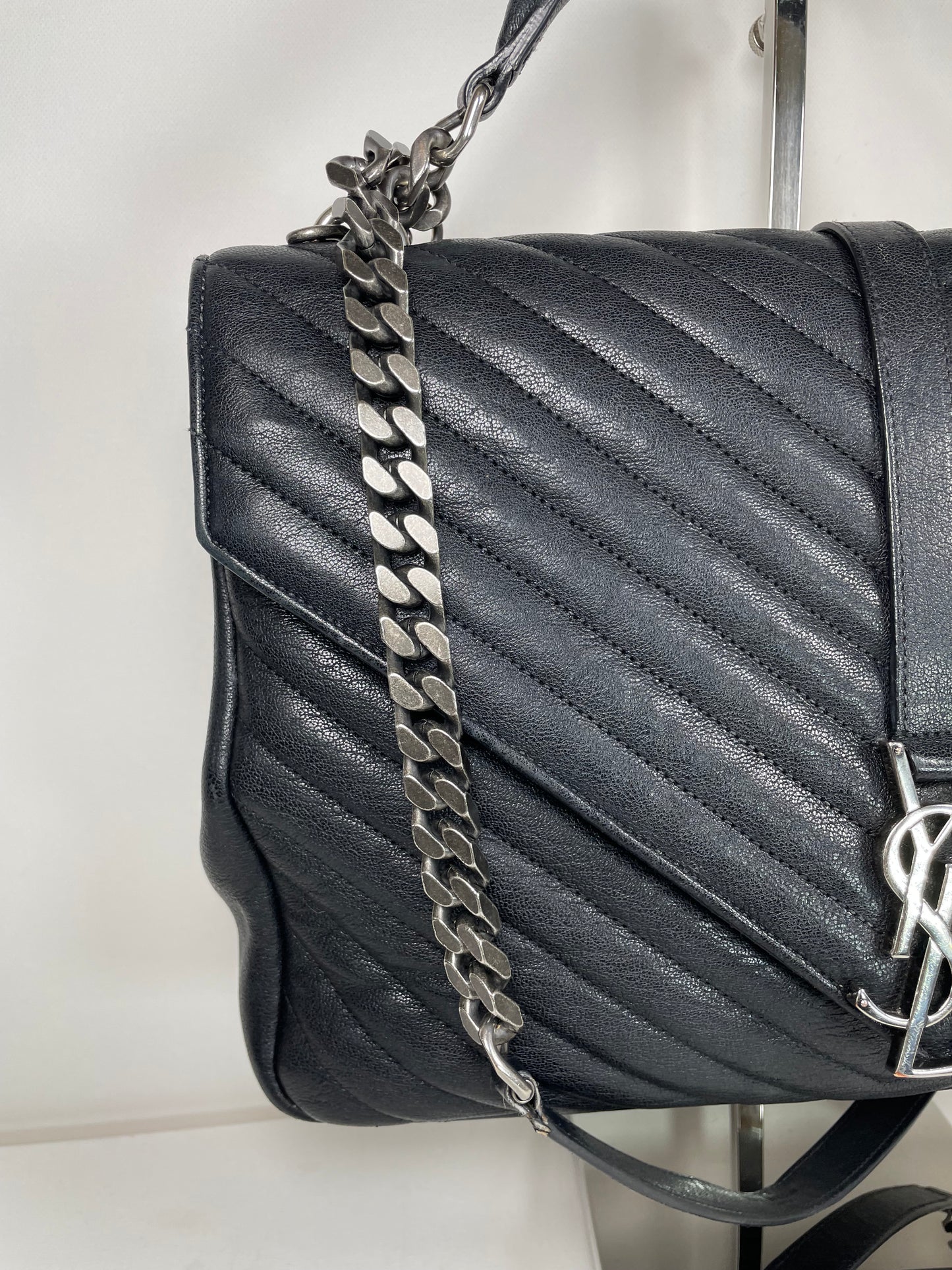 Preloved Saint Laurent Matelasse Chevron Monogram College Bag, Large
