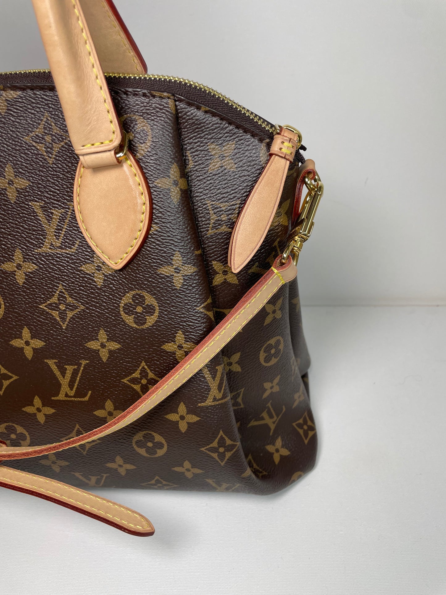 Preloved Louis Vuitton Rivoli Tote Bag, MM