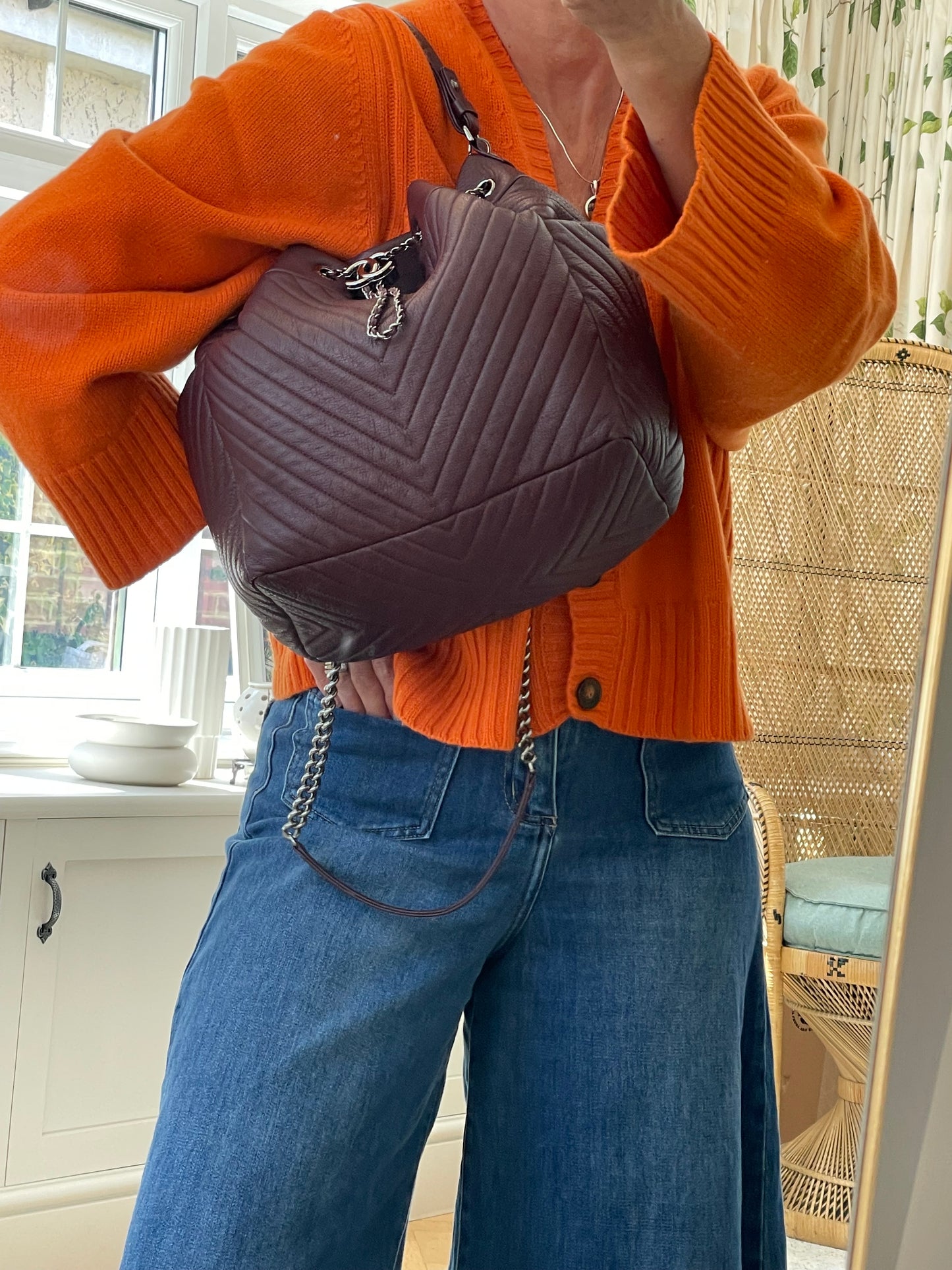 Preloved Chanel CC Gabriel Chevron Bucket Bag, Large