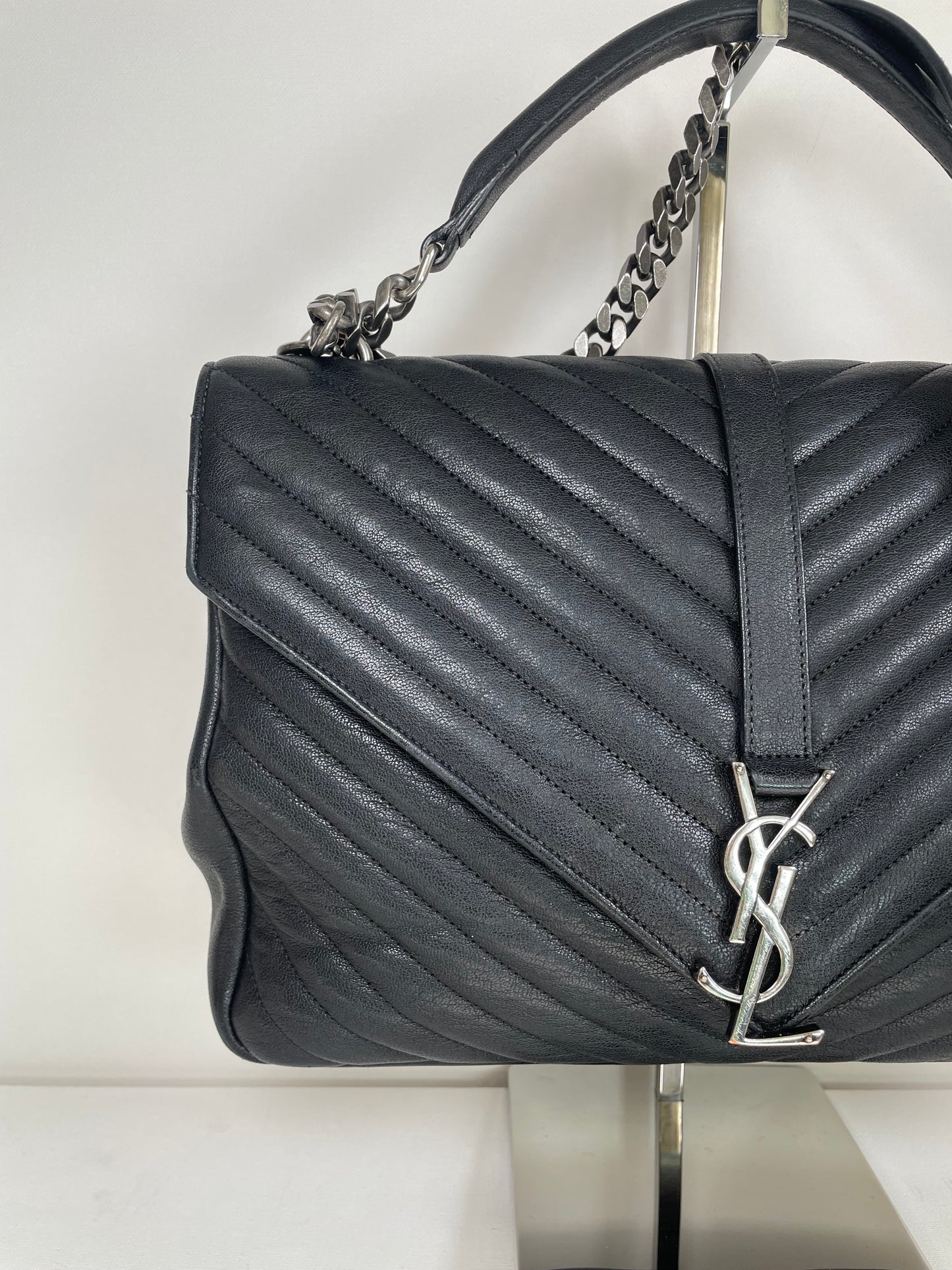 Preloved Saint Laurent Matelasse Chevron Monogram College Bag, Large