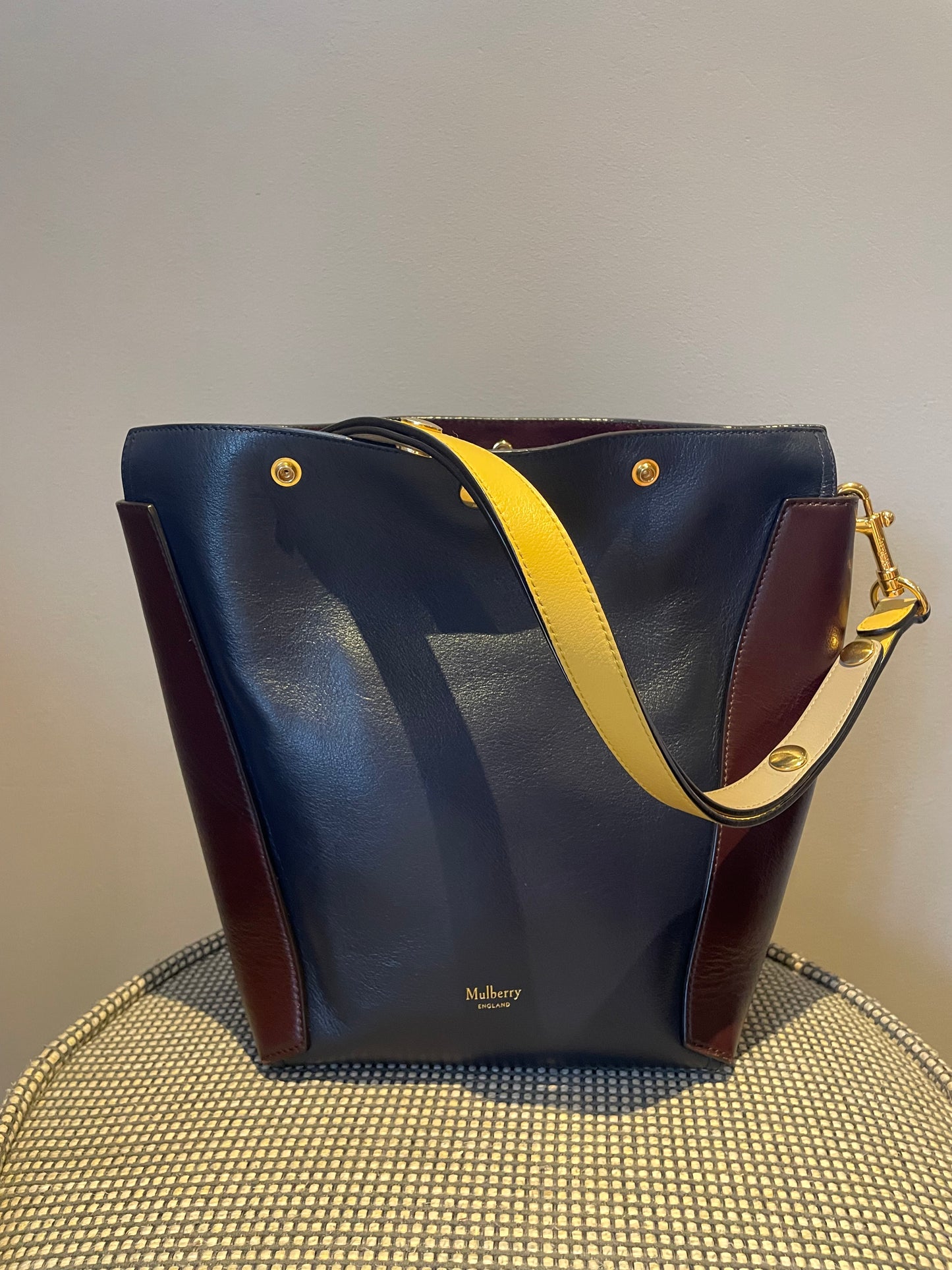 Preloved Mulberry Camden Bucket Shoulder Bag, Small