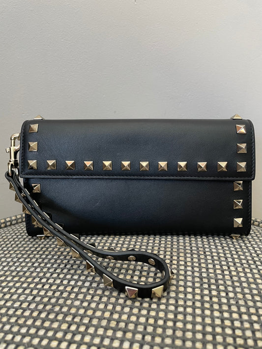 Preloved Valentino Garavani Rockstud Wristlet Wallet