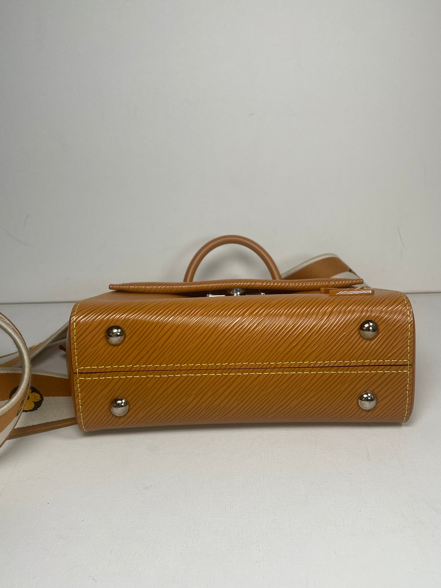 Preloved Louis Vuitton Cluny Shoulder Bag, Mini