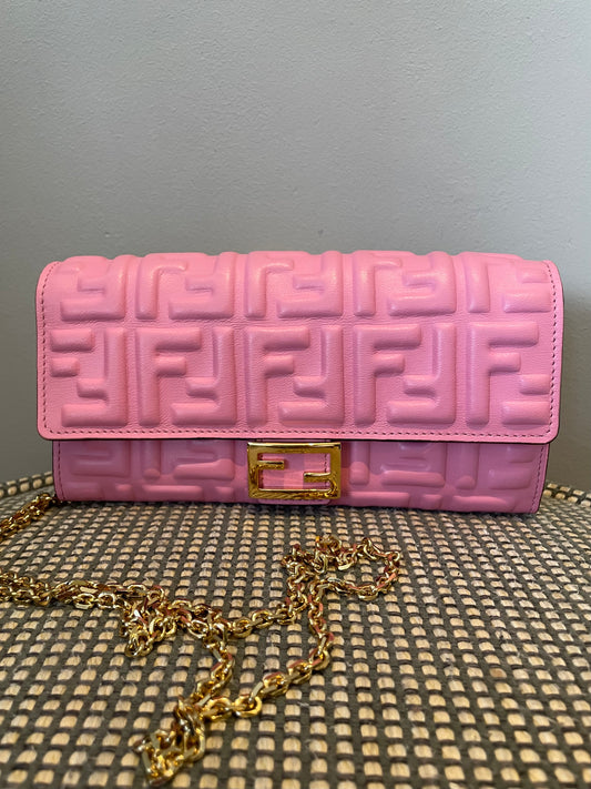 Preloved Fendi FF Embossed Continental Chain Wallet