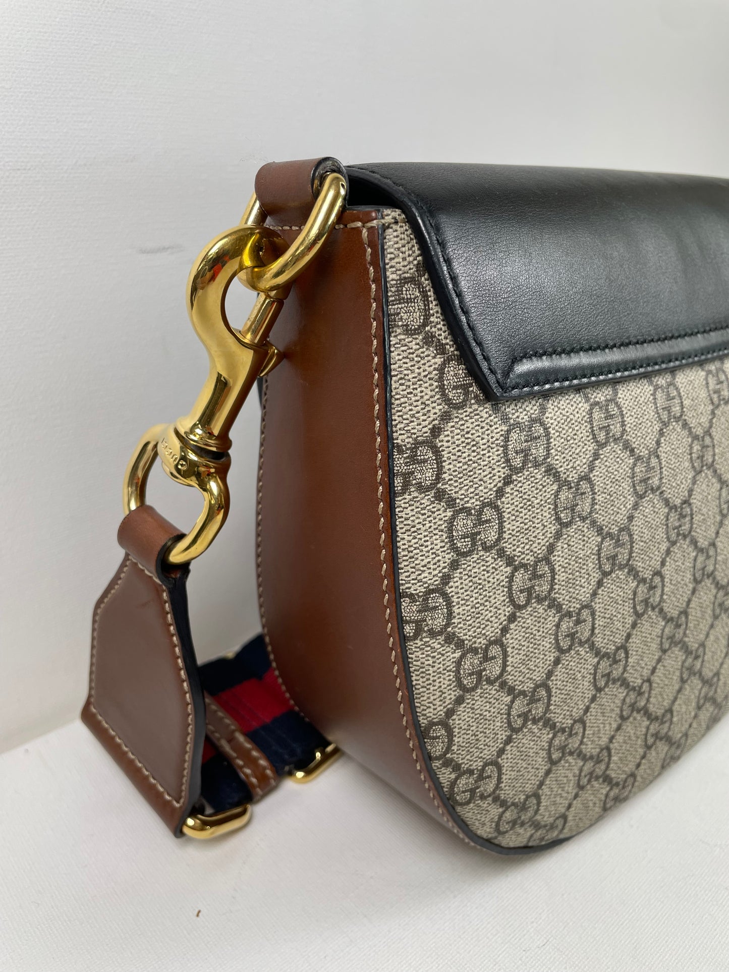 Preloved Gucci GG Supreme Monogram Saddle Lock Messenger Shoulder Bag, Small