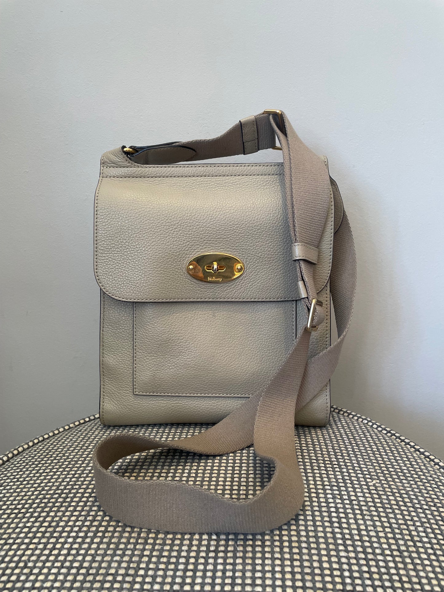 Preloved Anthony Messenger Crossbody Bag, Regular