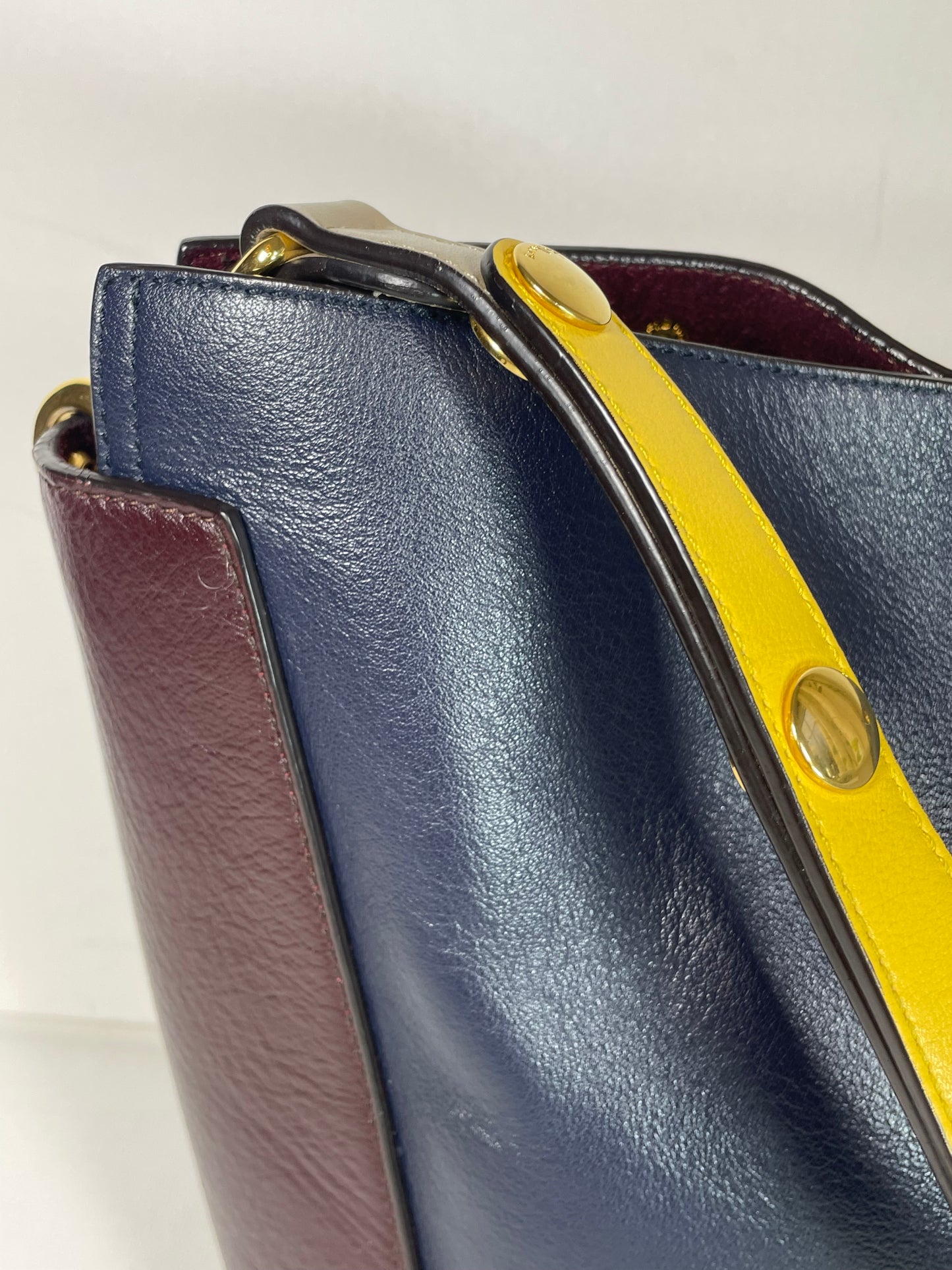 Preloved Mulberry Camden Bucket Shoulder Bag, Small