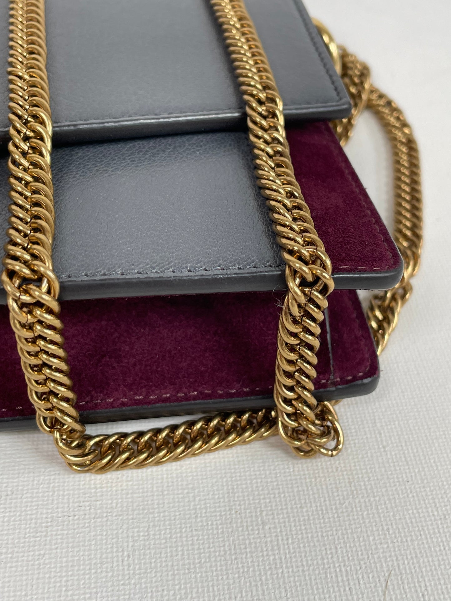 Preloved Givenchy GV3 Wallet on Chain