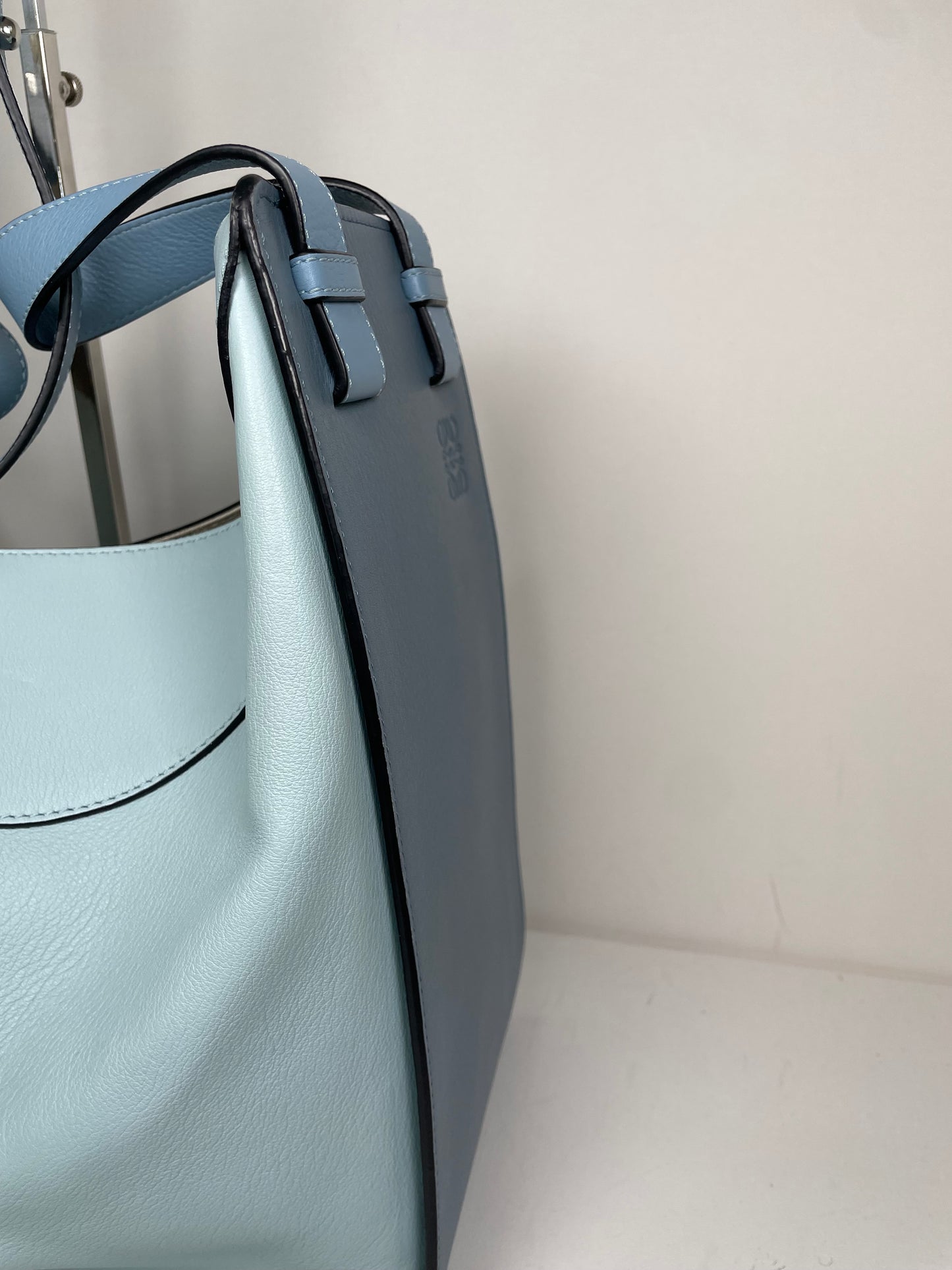 Preloved Loewe Hammock Shoulder Bag, Medium