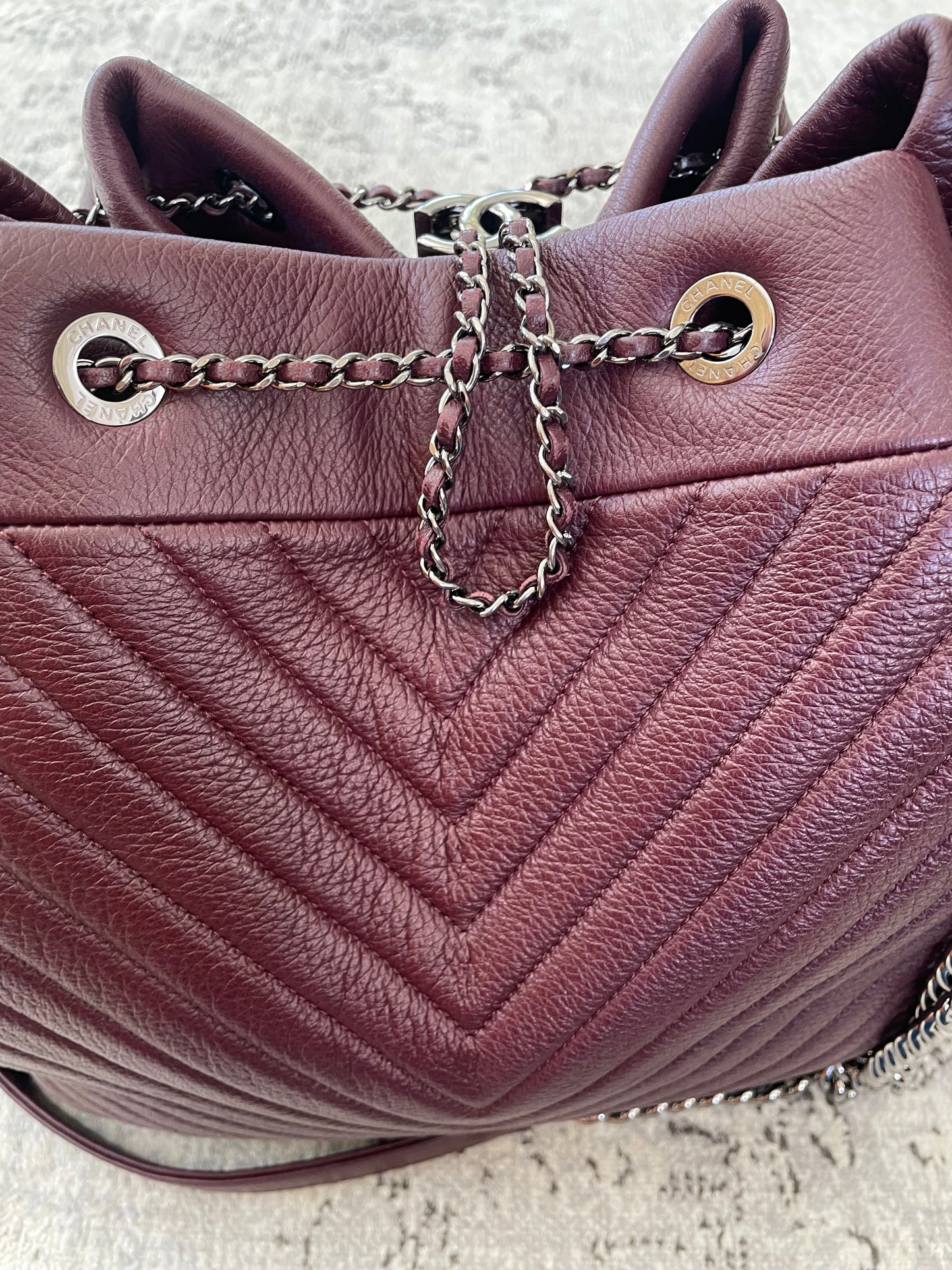 Preloved Chanel CC Gabriel Chevron Bucket Bag, Large