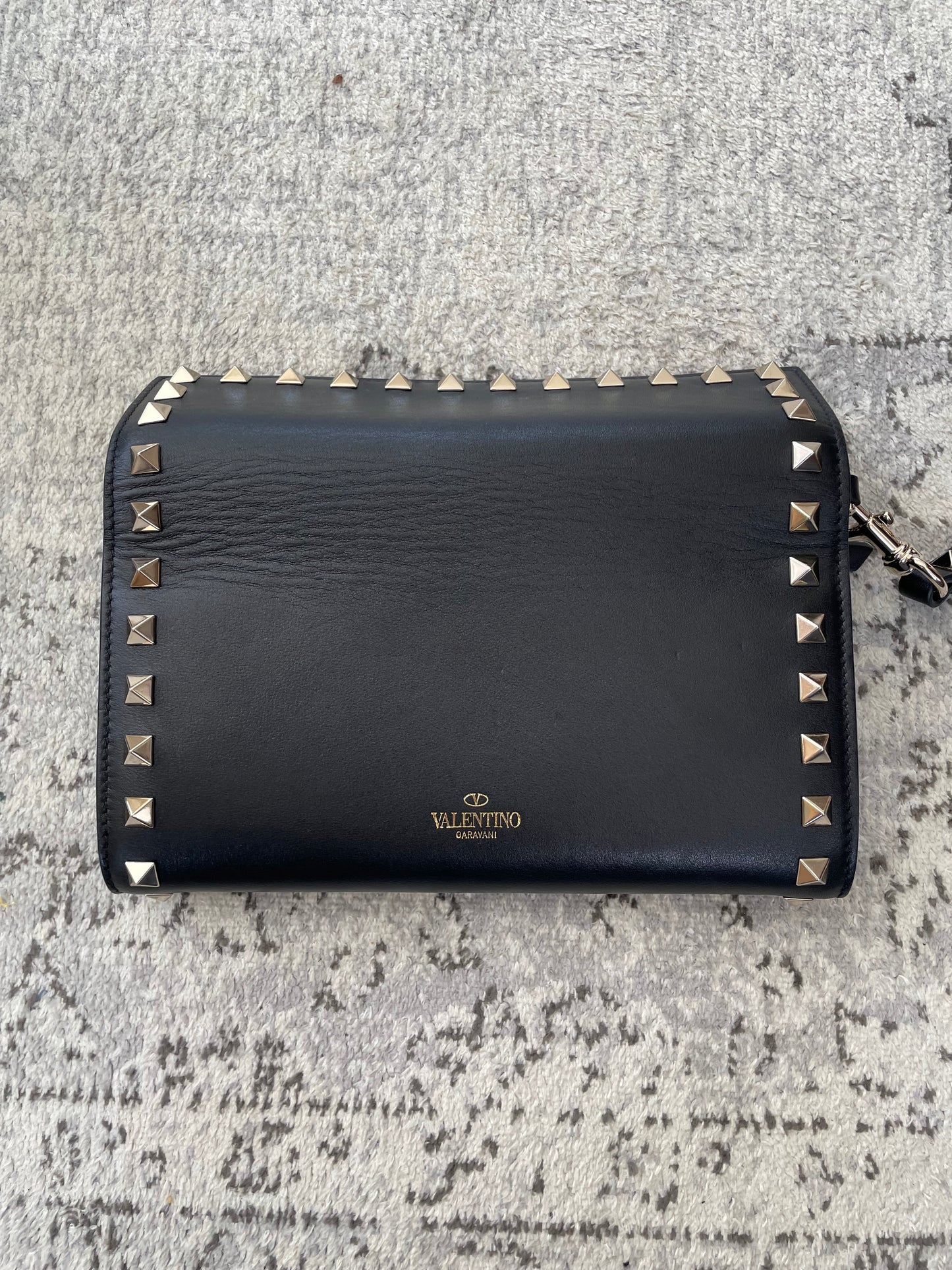 Preloved Valentino Garavani Rockstud Wristlet Wallet