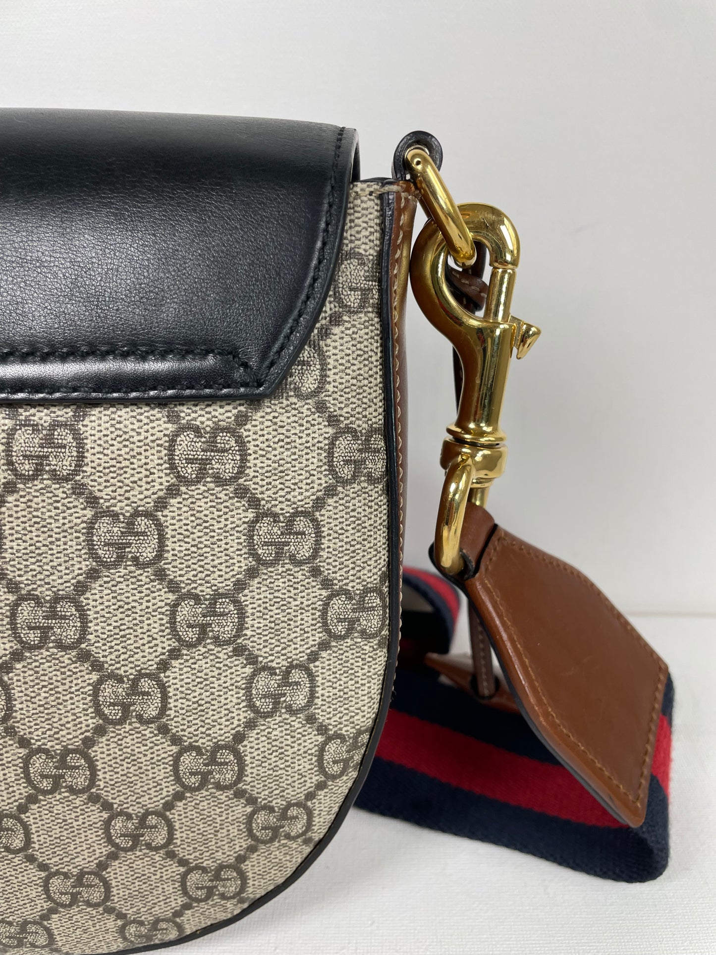 Preloved Gucci GG Supreme Monogram Saddle Lock Messenger Shoulder Bag, Small