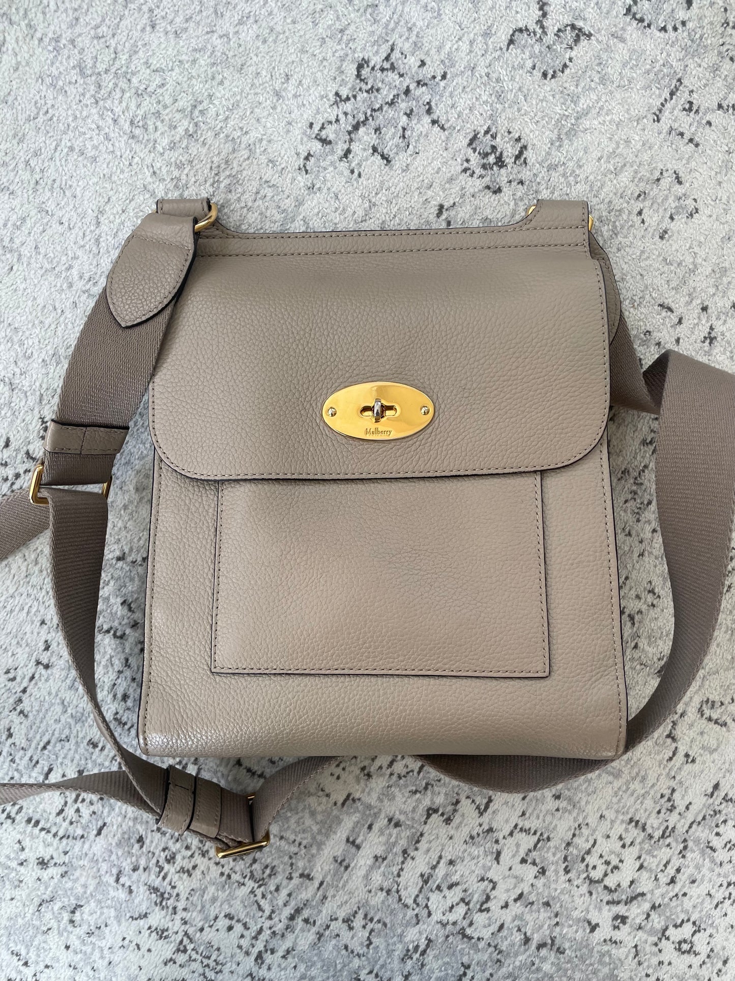 Preloved Anthony Messenger Crossbody Bag, Regular
