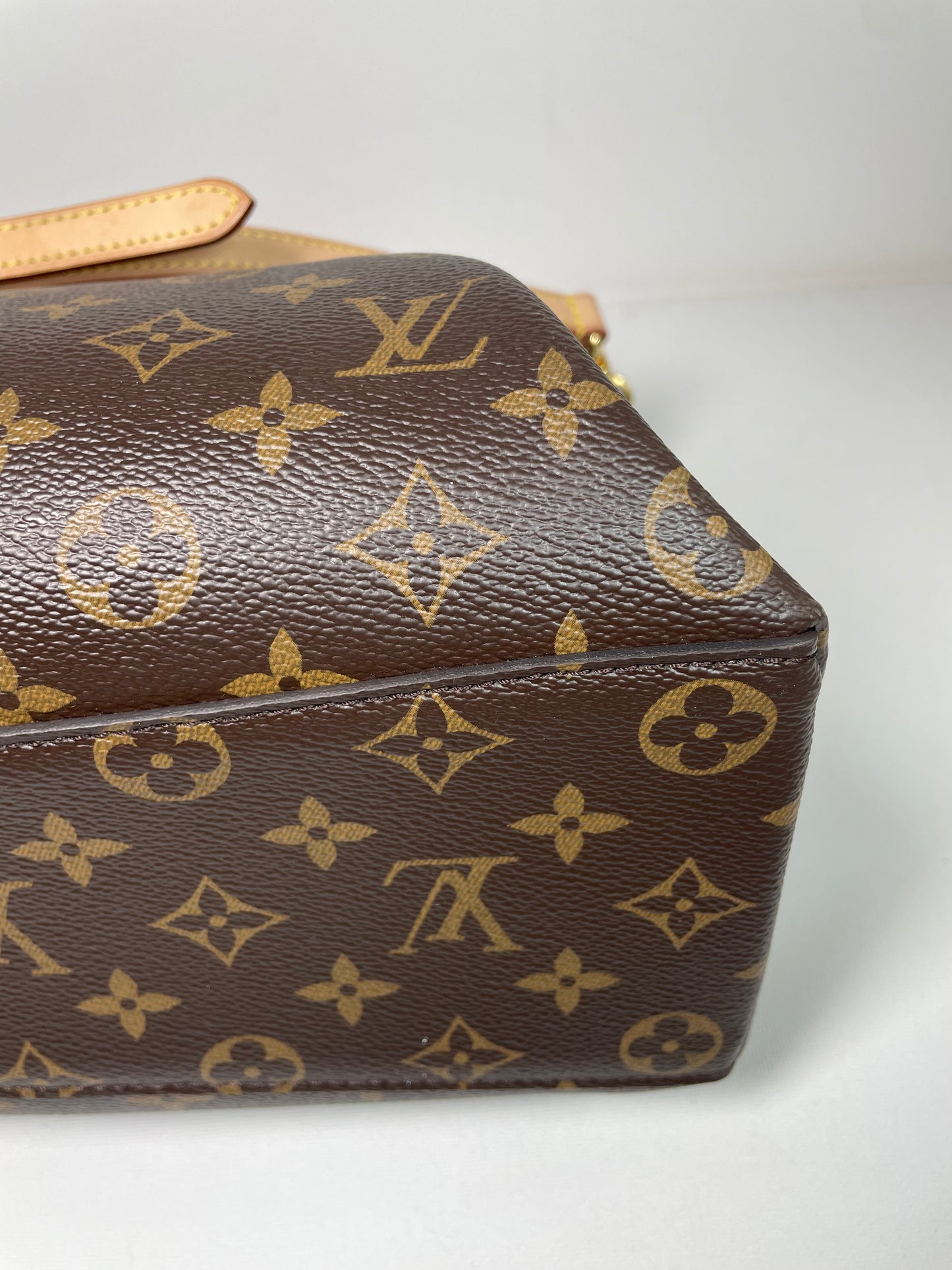 Preloved Louis Vuitton Rivoli Tote Bag, MM