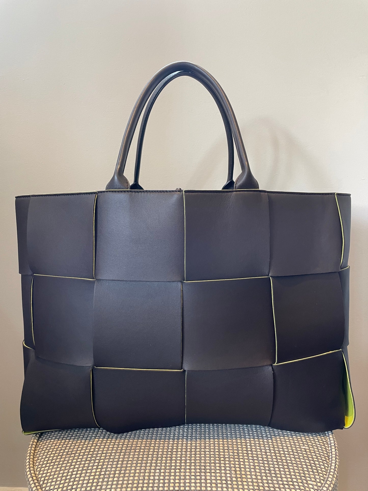 Preloved Bottega Veneta Maxi Intrecciato Arco Tote, Large
