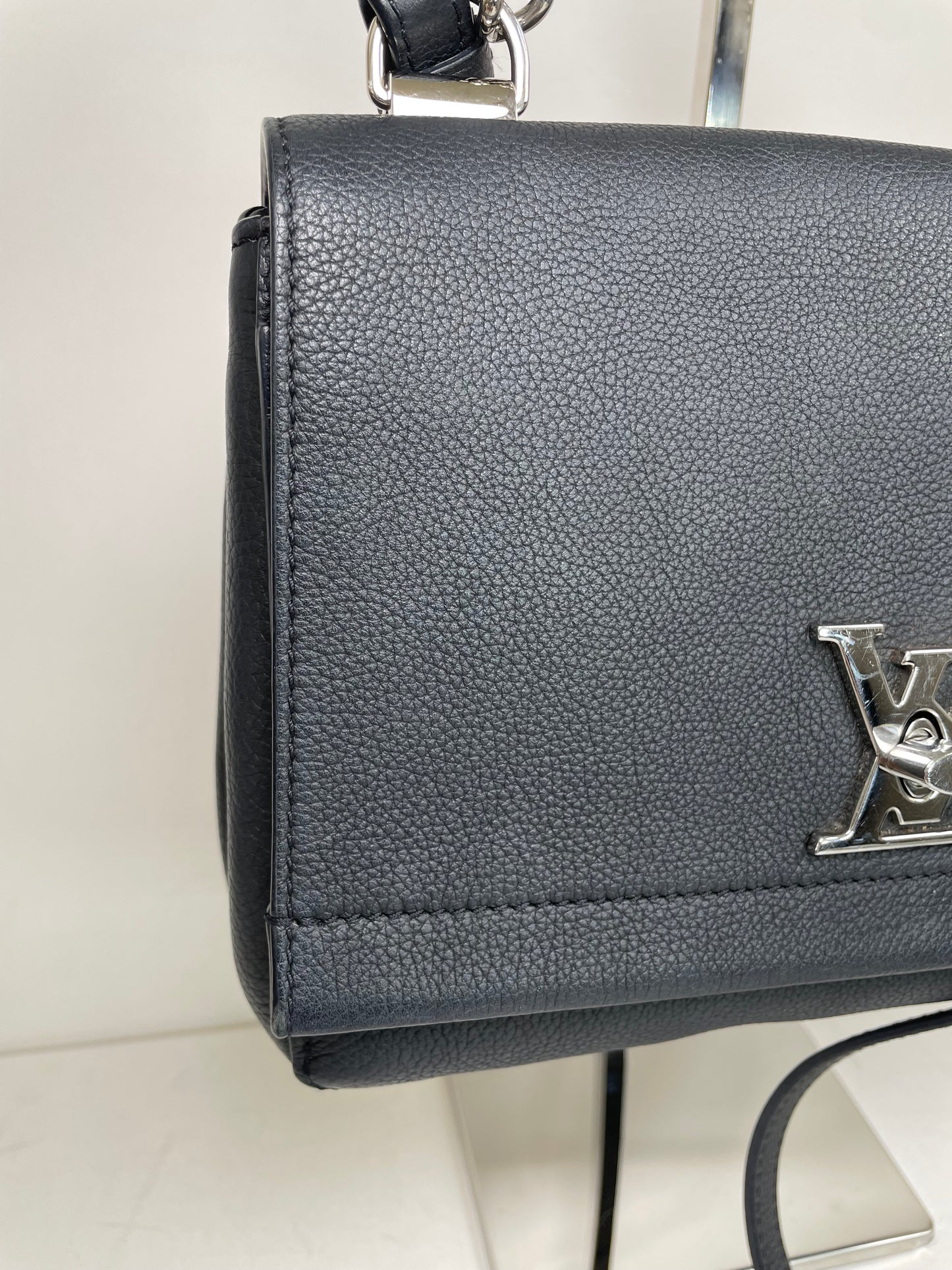 Preloved Louis Vuitton Lock Me II BB bag, Small