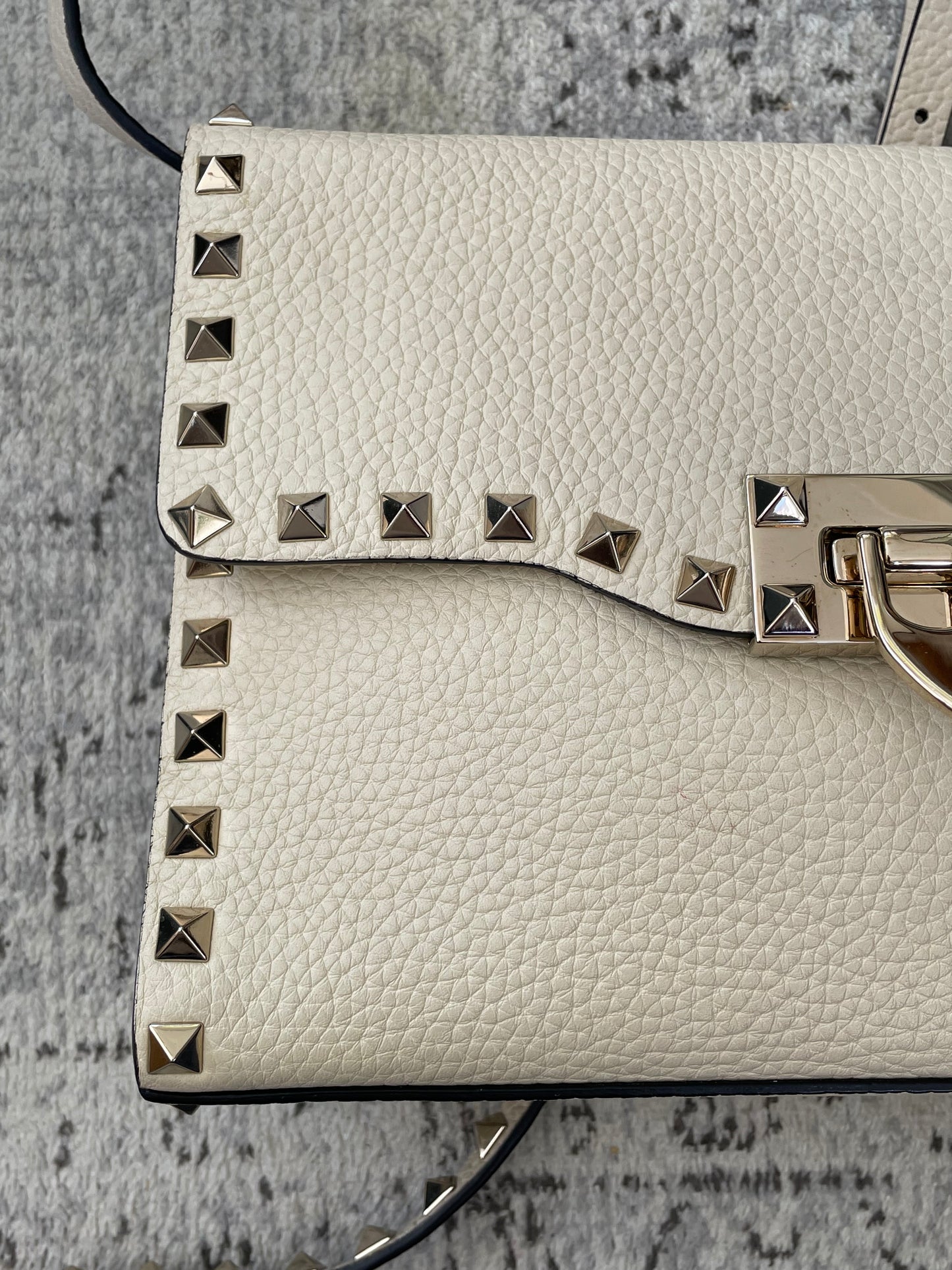 Preloved Valentino Garavani Rockstud Soft Shoulder Bag, Medium