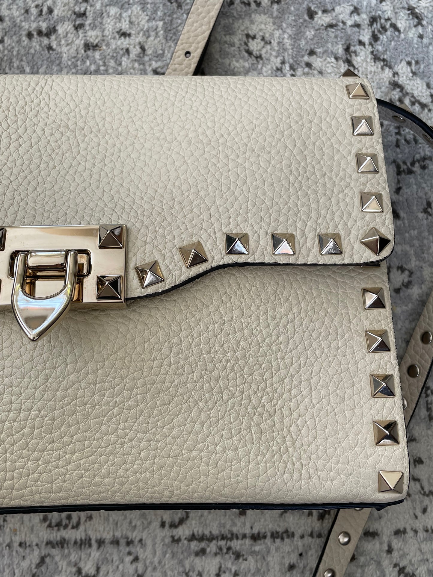 Preloved Valentino Garavani Rockstud Soft Shoulder Bag, Medium