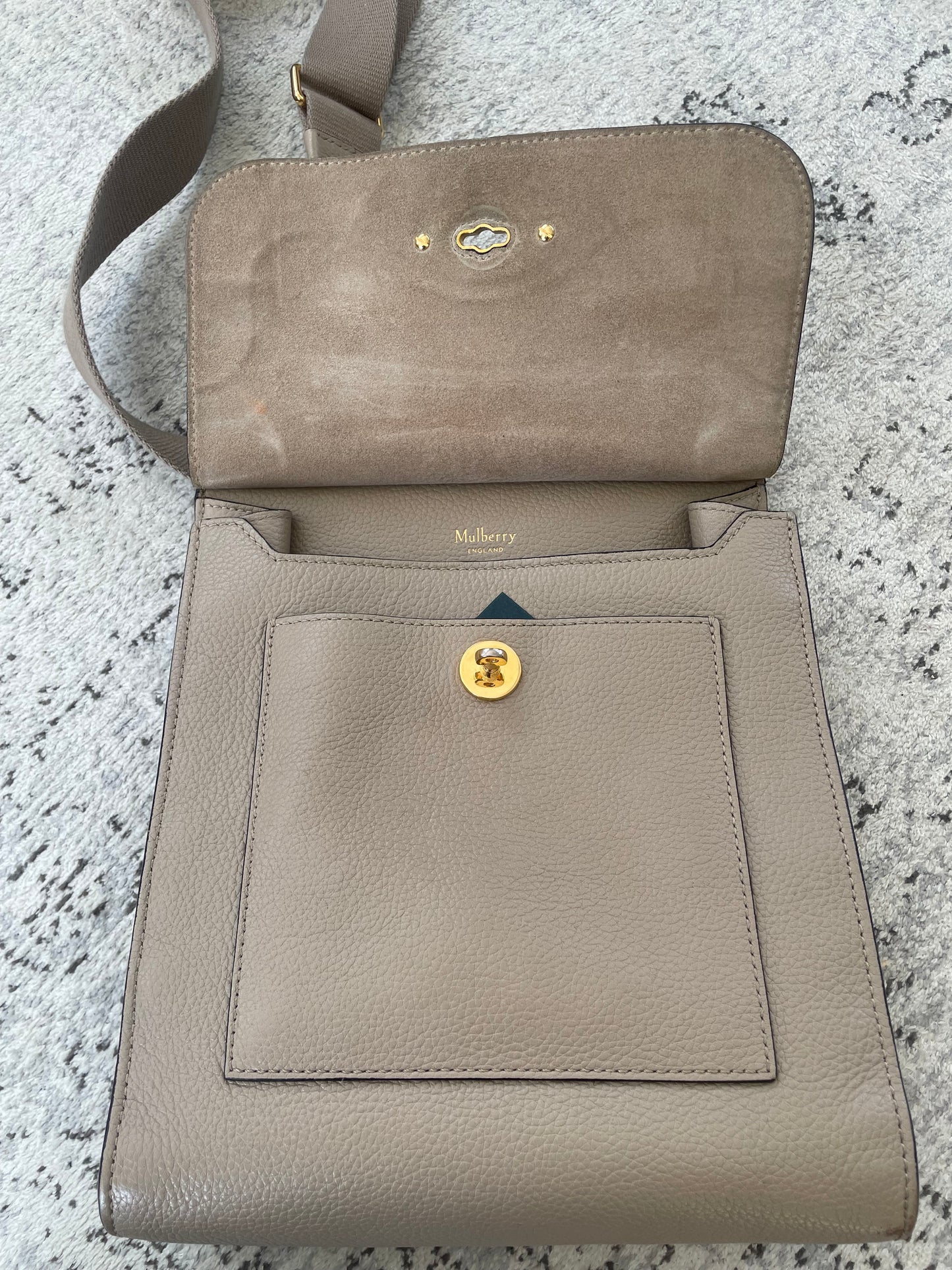 Preloved Anthony Messenger Crossbody Bag, Regular