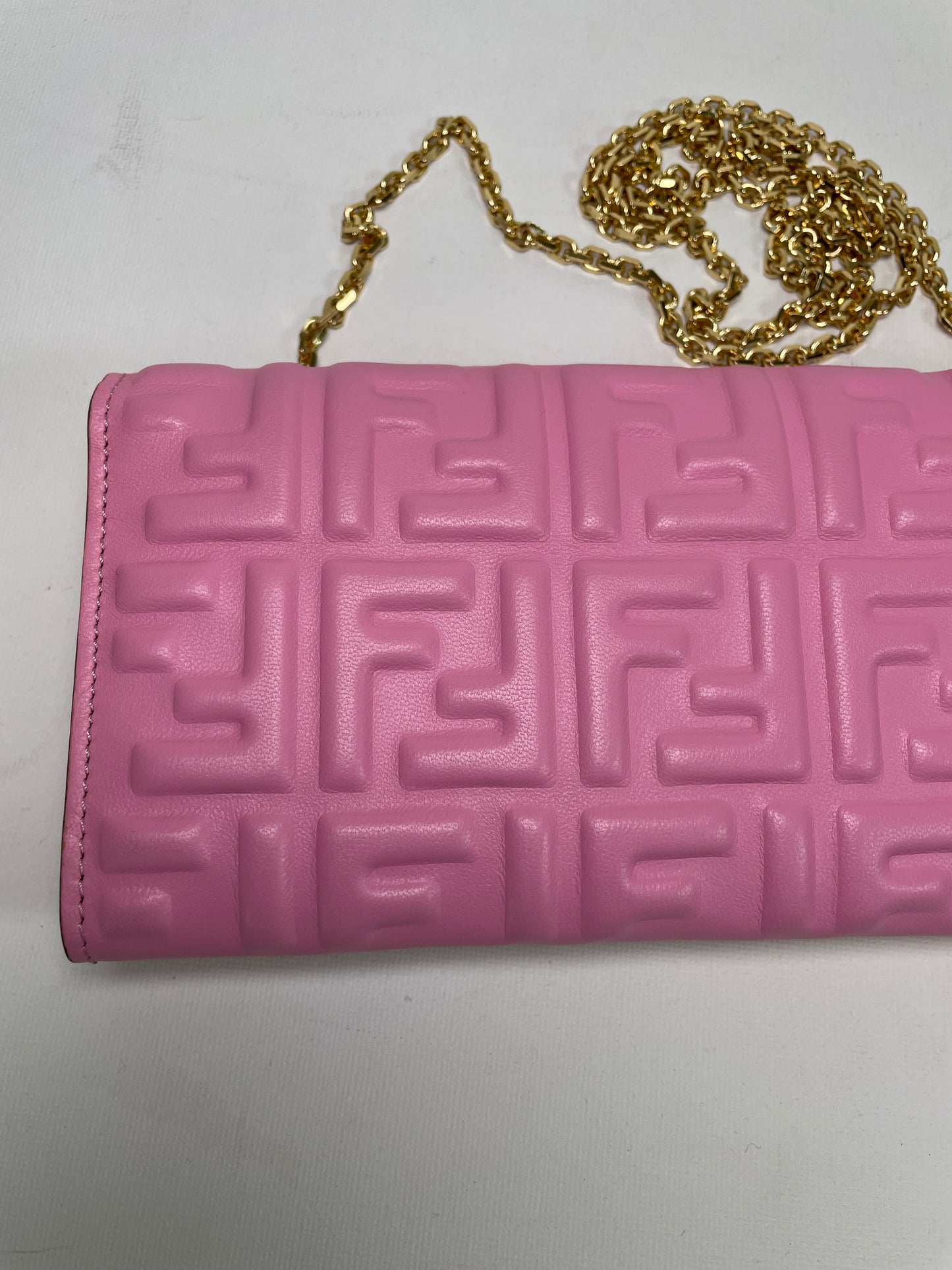 Preloved Fendi FF Embossed Continental Chain Wallet