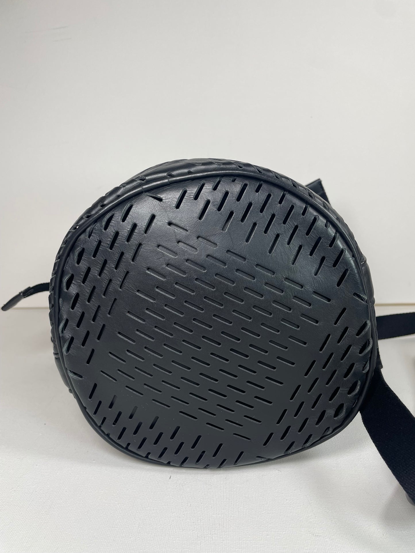 Preloved Bottega Veneta Perforated Bucket Bag
