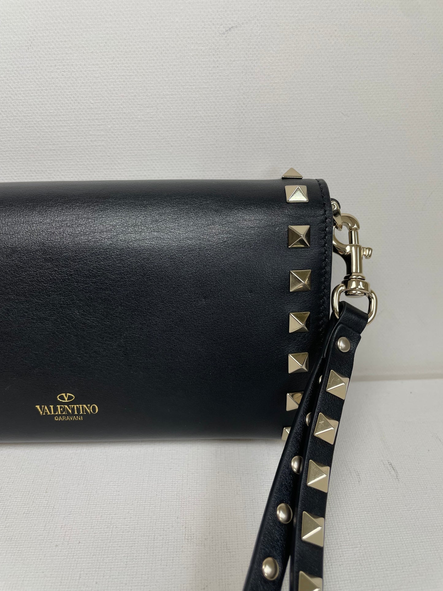 Preloved Valentino Garavani Rockstud Wristlet Wallet