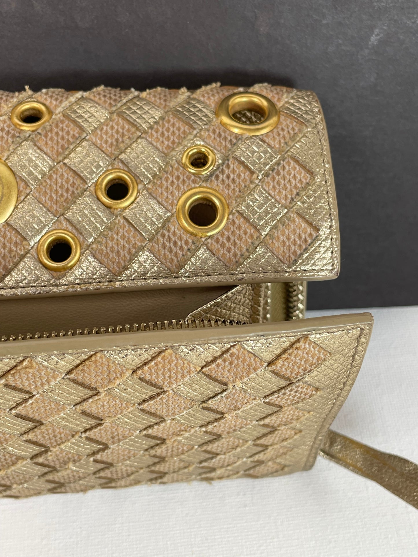 Preloved Bottega Veneta Intrecciato Grommet Continental Wallet