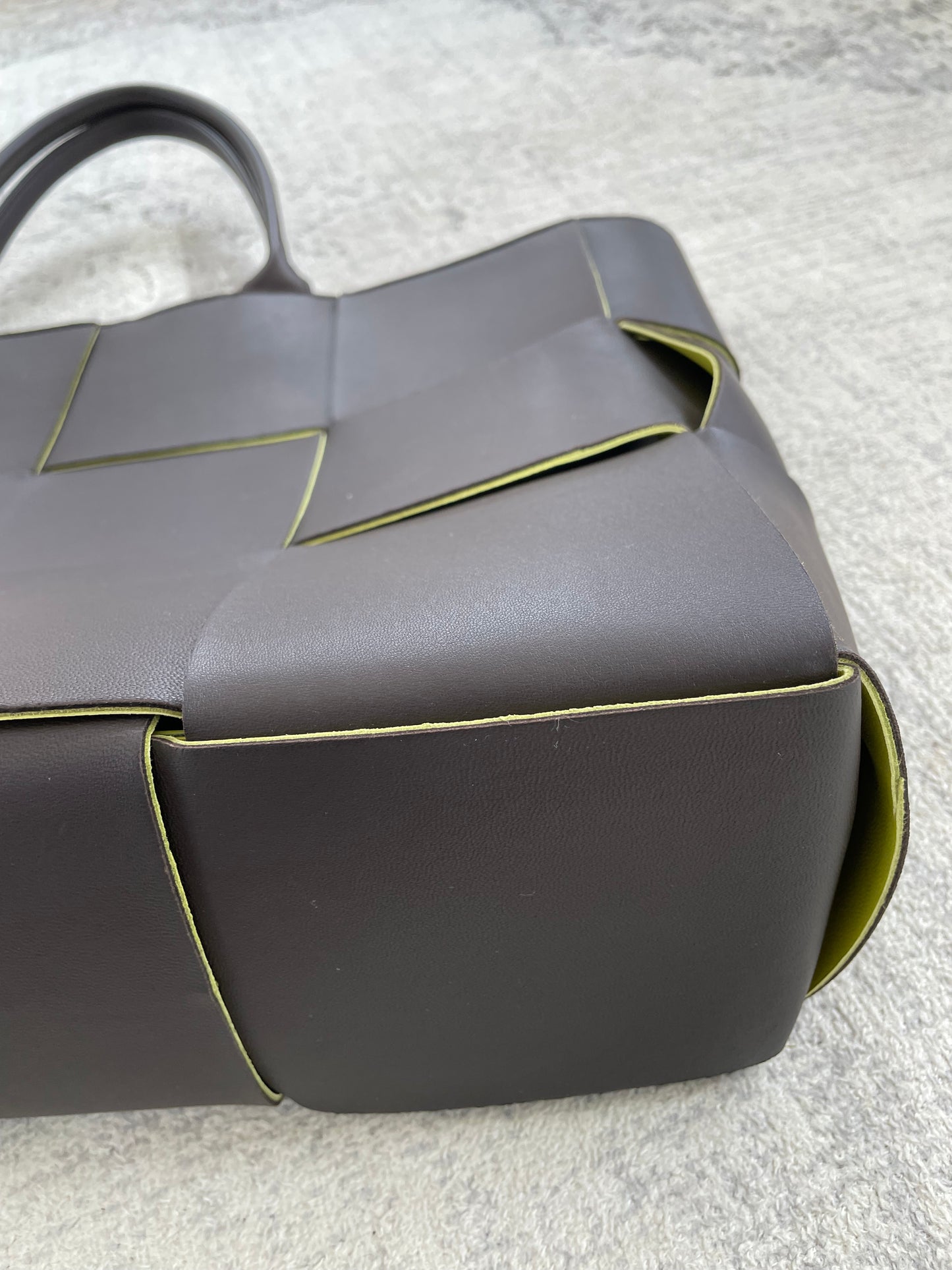 Preloved Bottega Veneta Maxi Intrecciato Arco Tote, Large