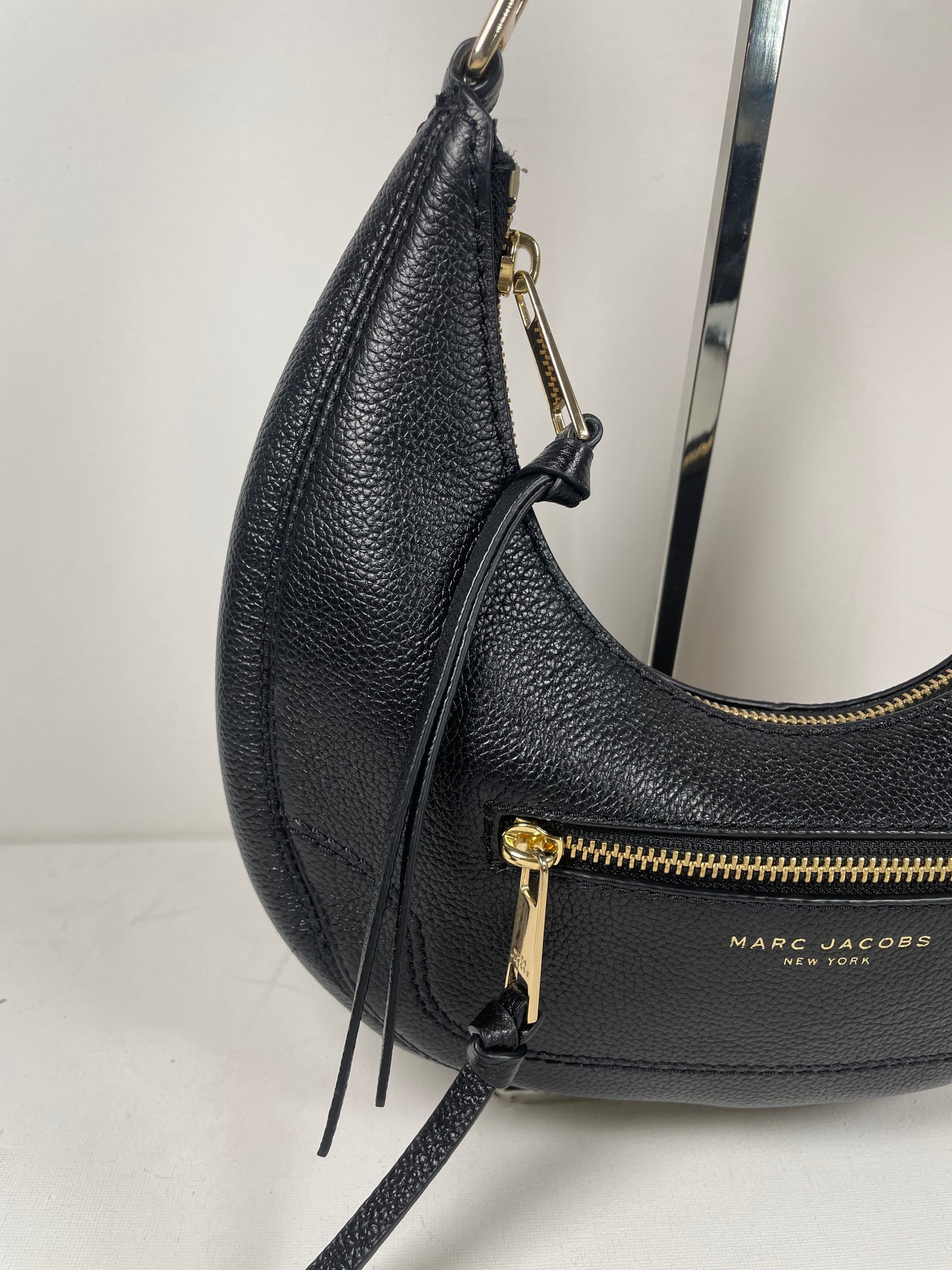 Preloved Marc Jacobs Crescent Shoulder Bag