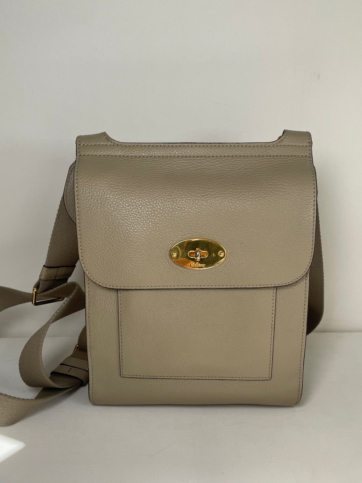 Preloved Anthony Messenger Crossbody Bag, Regular