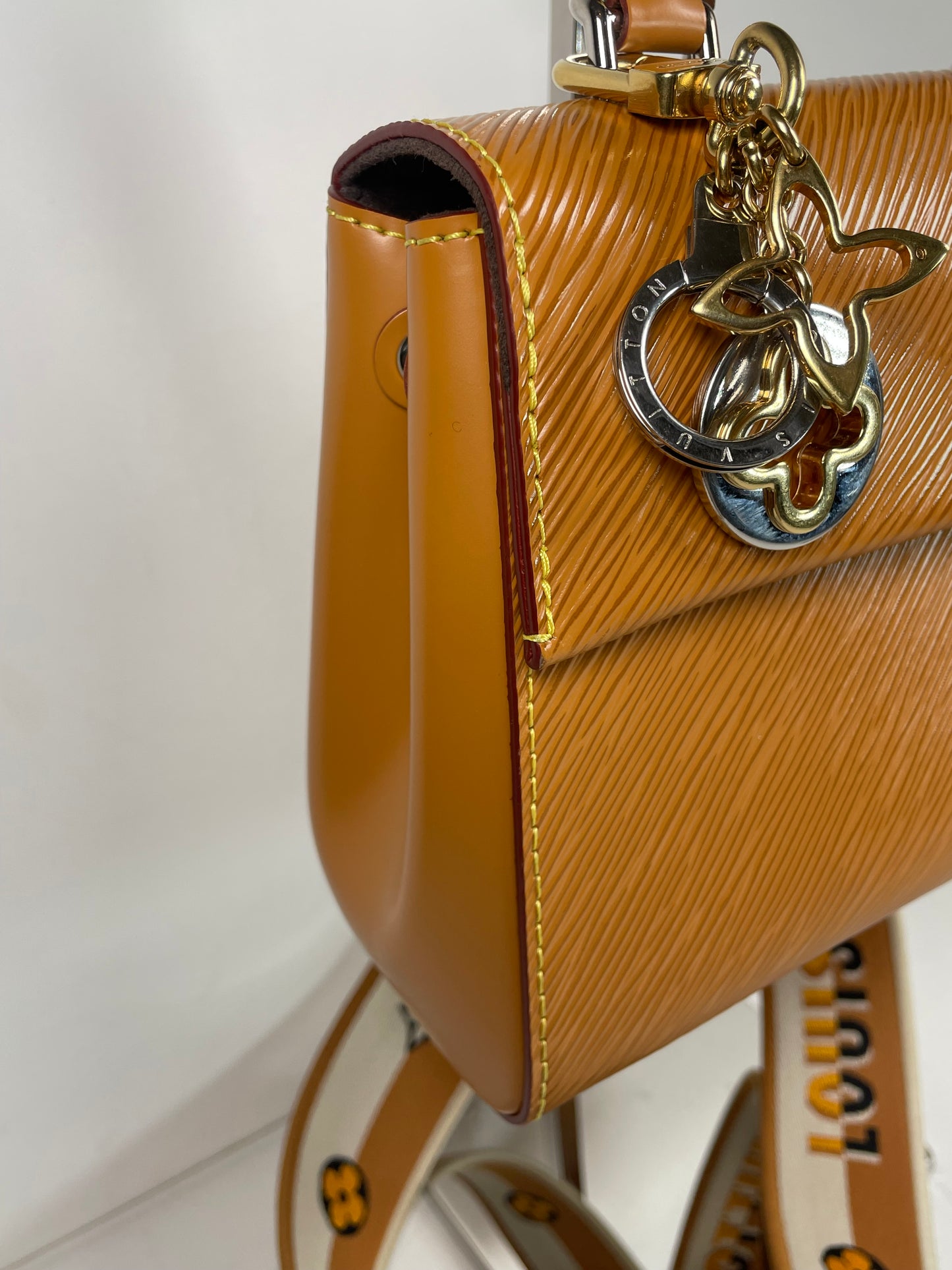 Preloved Louis Vuitton Cluny Shoulder Bag, Mini