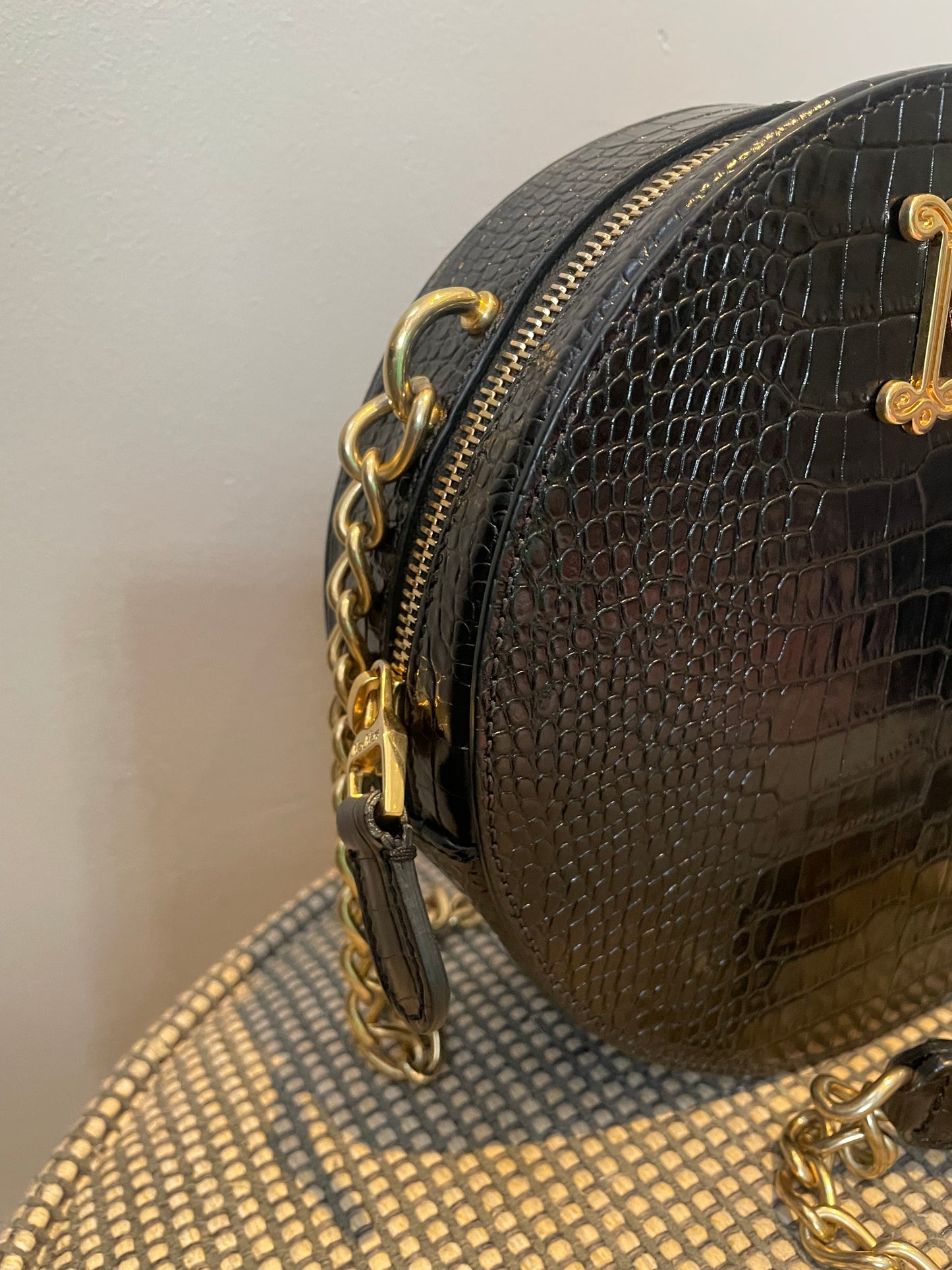 Preloved Max Mara Circular Shoulder Bag