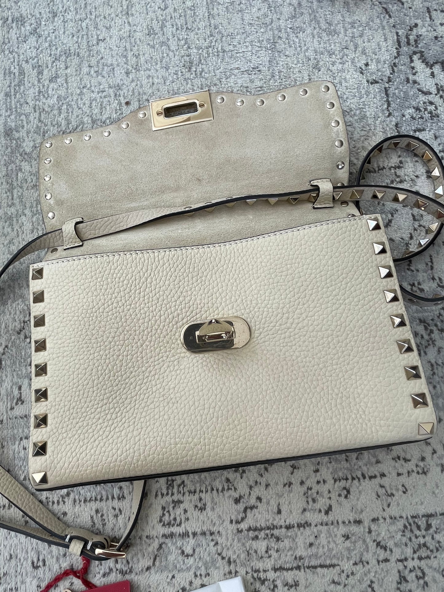 Preloved Valentino Garavani Rockstud Soft Shoulder Bag, Medium