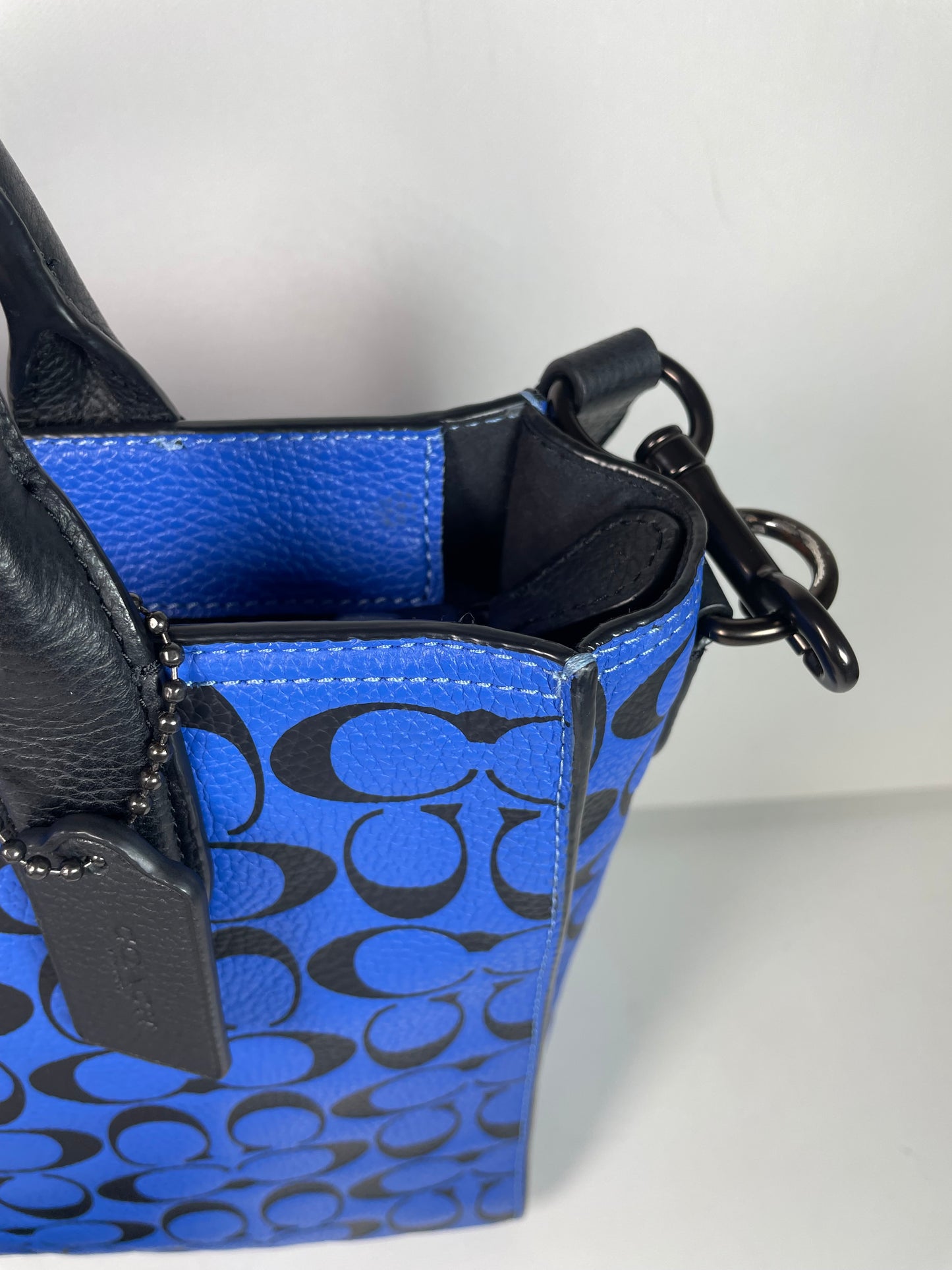 Preloved Coach Gotham Tall Tote 24 with Long Strap