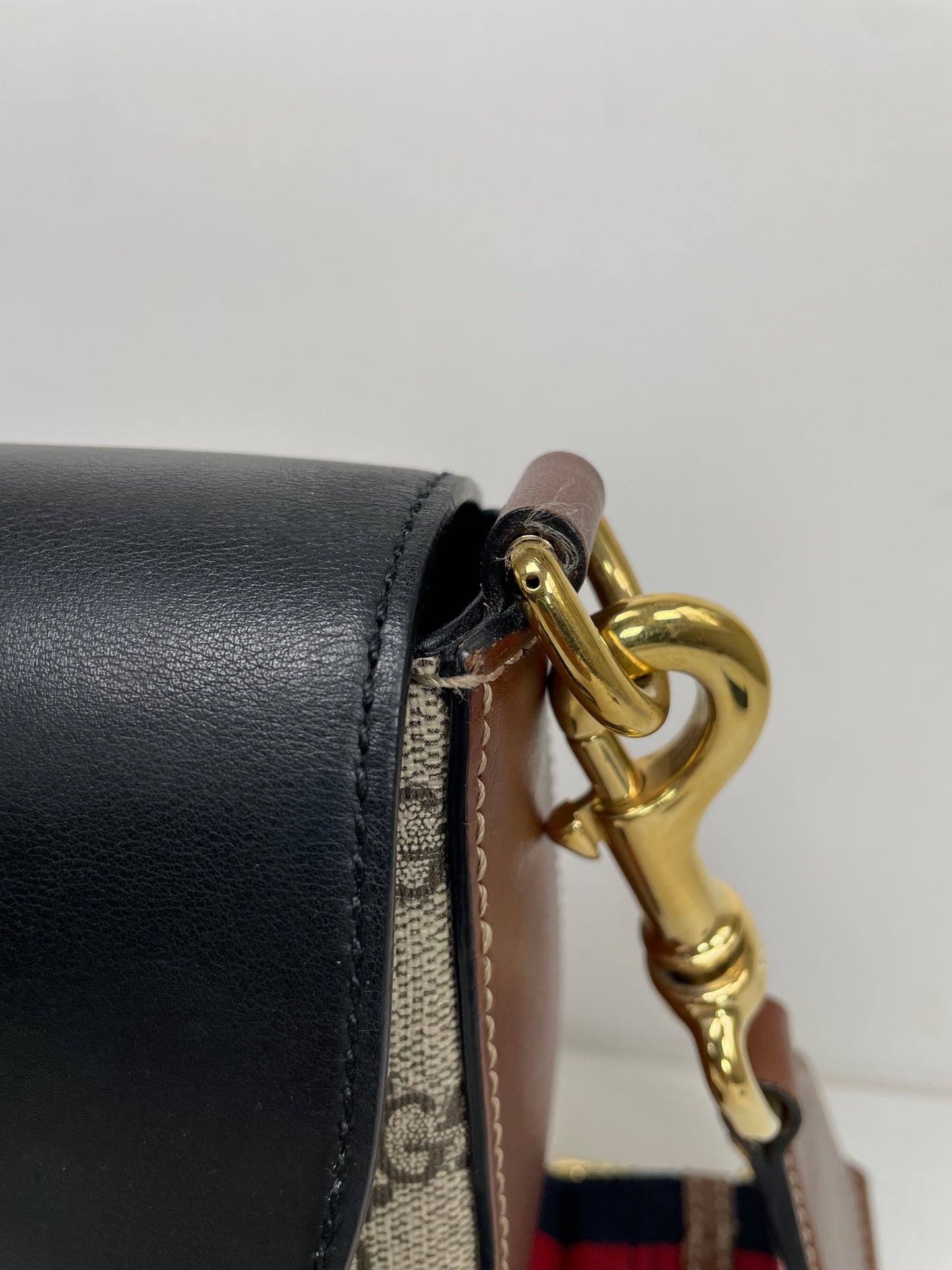 Preloved Gucci GG Supreme Monogram Saddle Lock Messenger Shoulder Bag, Small