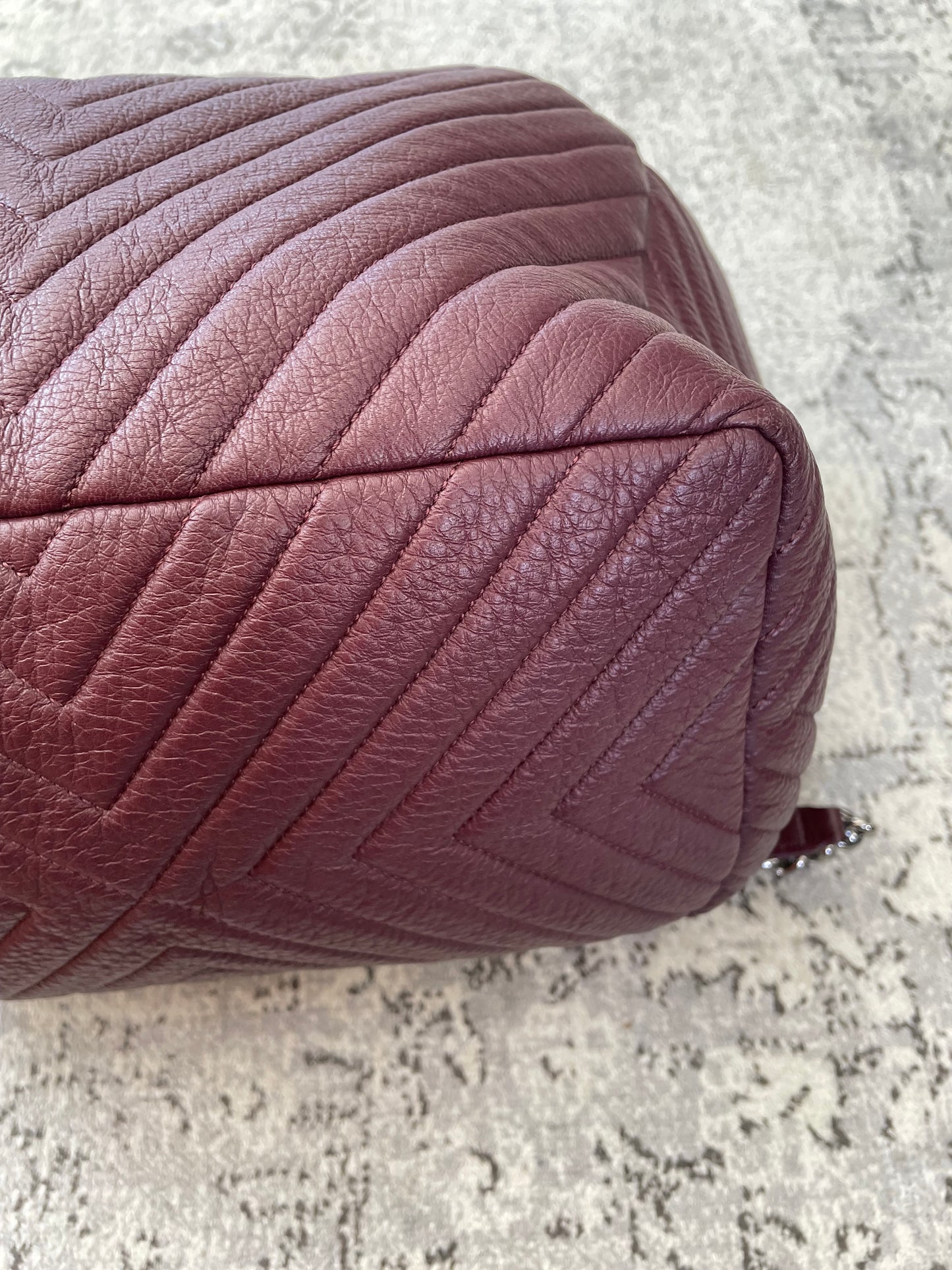Preloved Chanel CC Gabriel Chevron Bucket Bag, Large