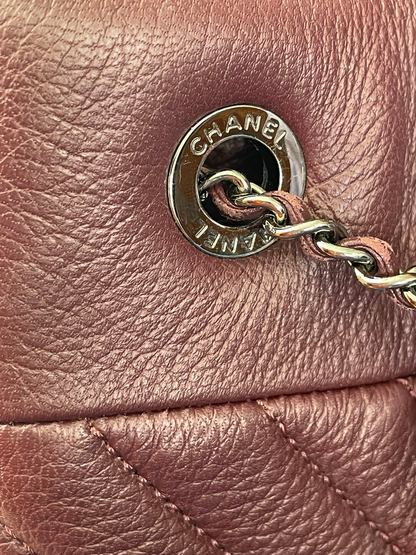 Preloved Chanel CC Gabriel Chevron Bucket Bag, Large