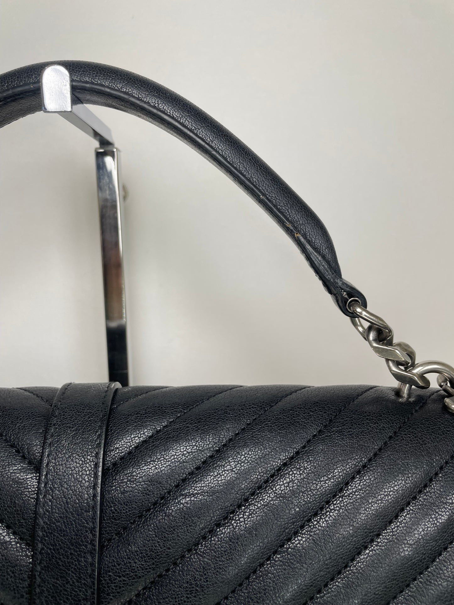 Preloved Saint Laurent Matelasse Chevron Monogram College Bag, Large