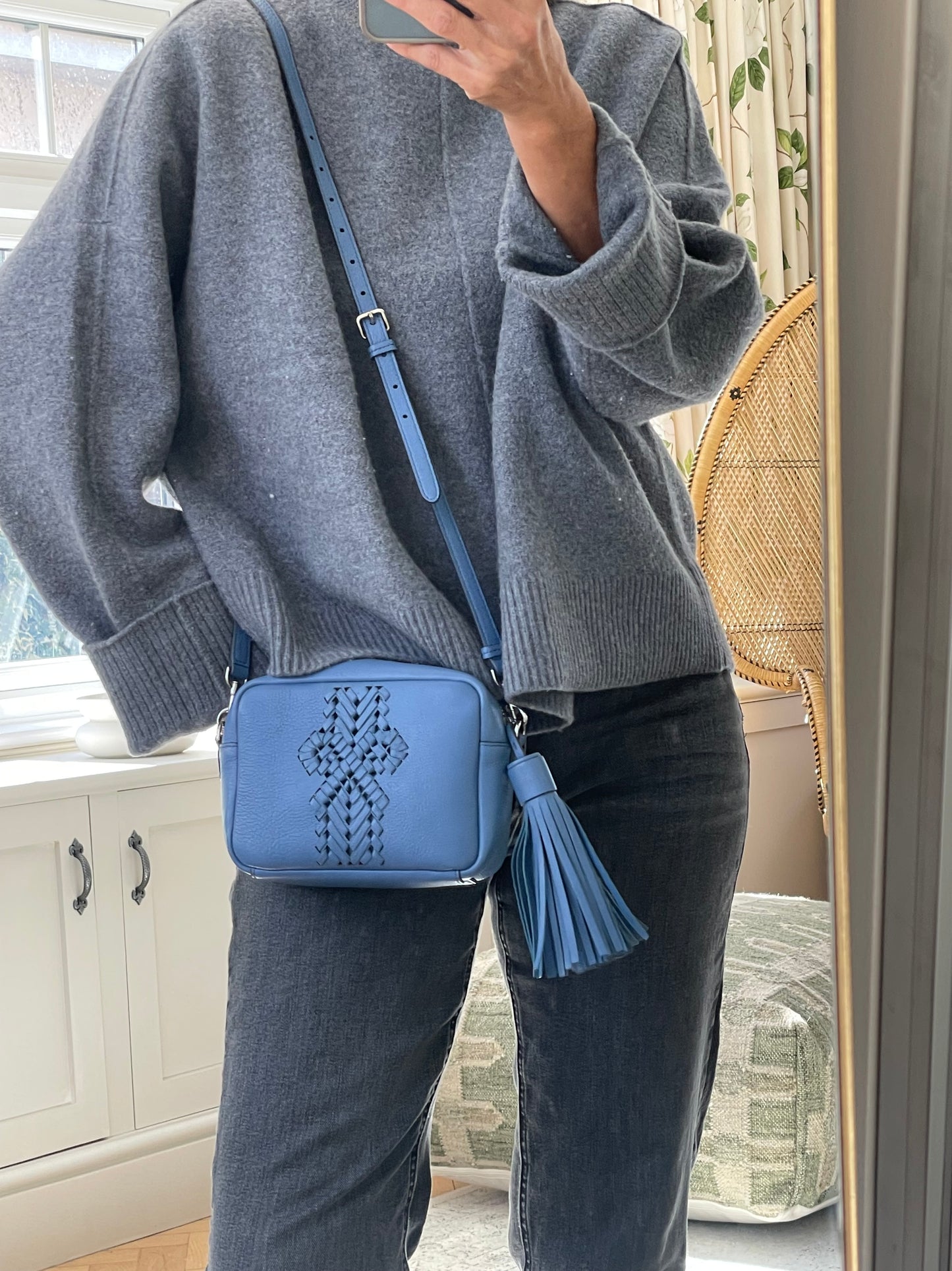 Preloved Anya Hindmarch Neeson Bow Crossbody Bag