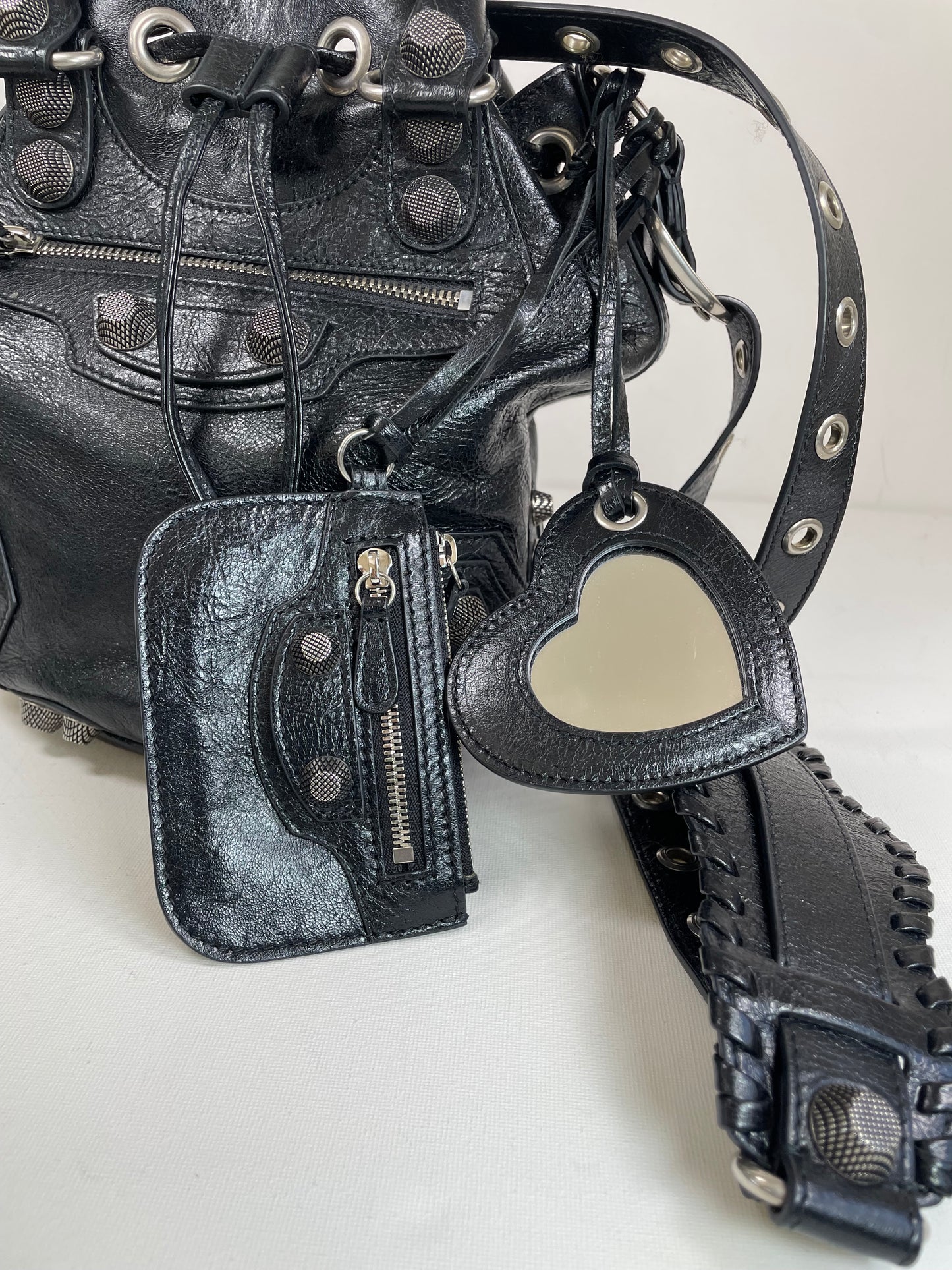 Preloved Balenciaga Agneau Arena Le Cagole Bucket Bag, Small
