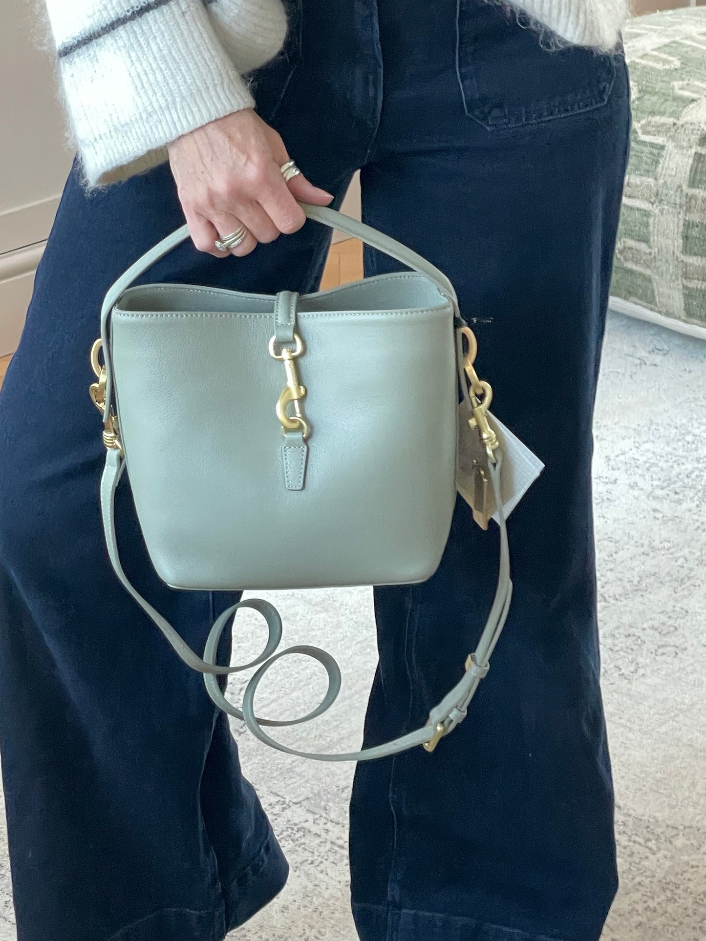 Preloved Moncrief Oaklyn bucket bag