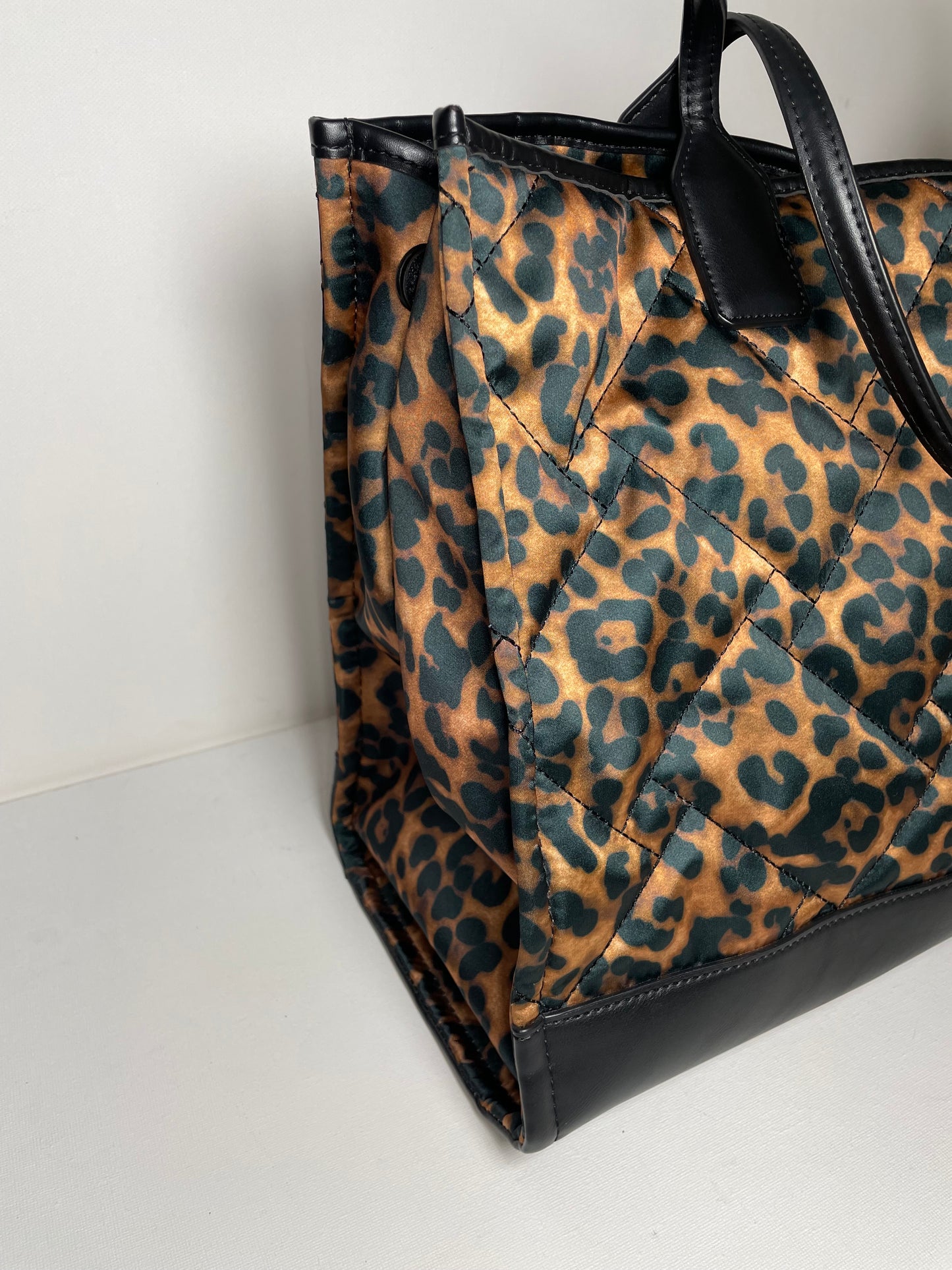 Preloved Kurt Geiger Leopard Print Shopping Tote Bag