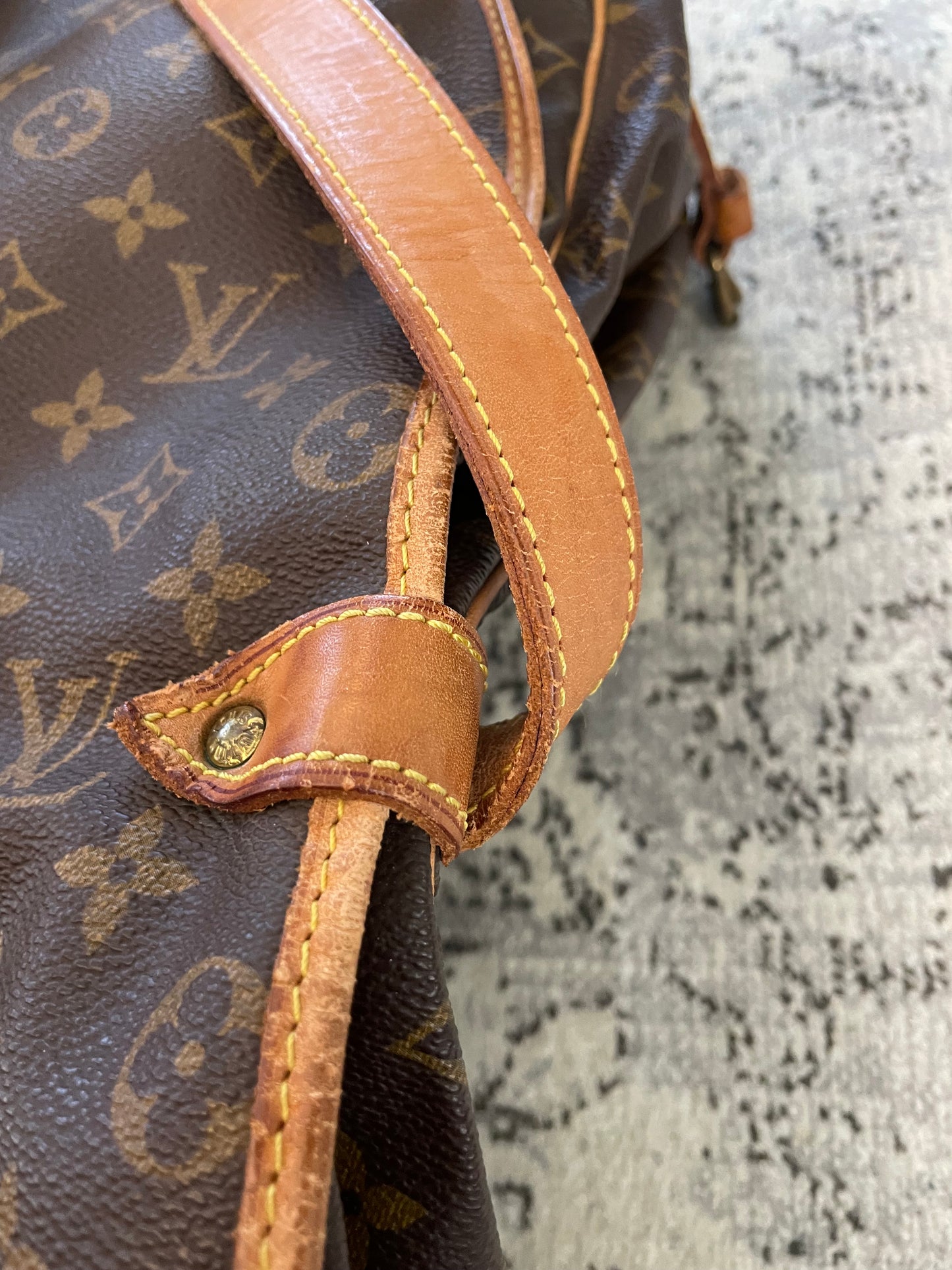 Preloved Vintage Louis Vuitton Saumur 35 Messenger Bag, large