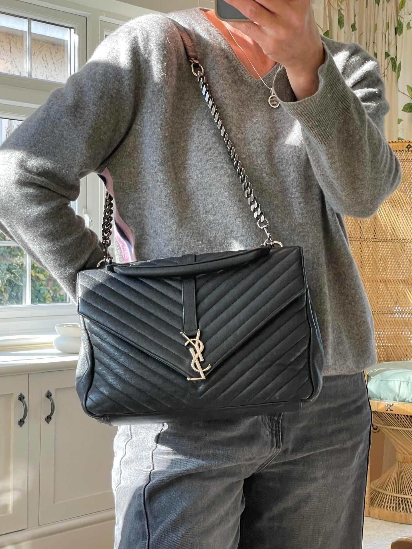 Preloved Saint Laurent Matelasse Chevron Monogram College Bag, Large