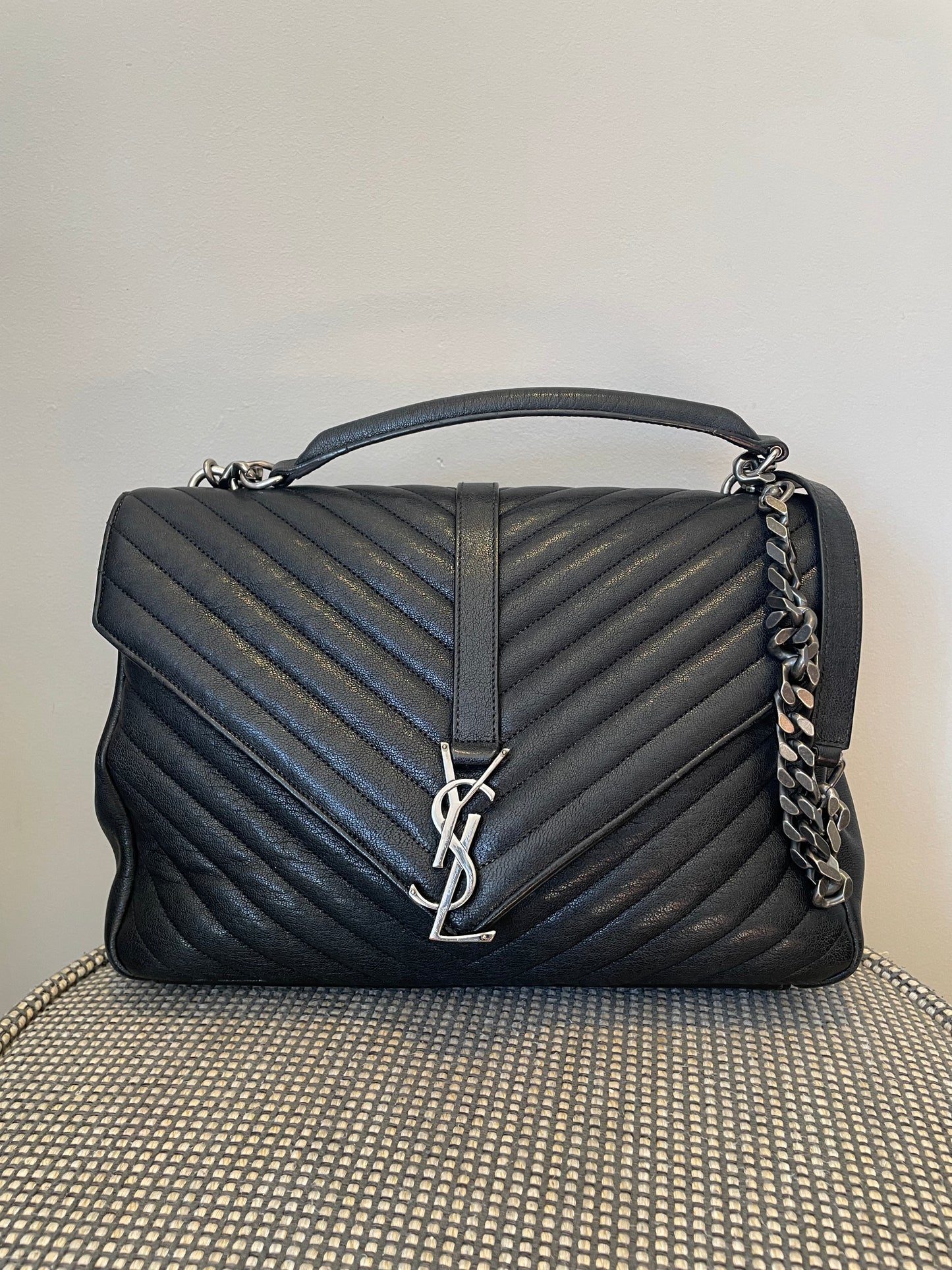 Preloved Saint Laurent Matelasse Chevron Monogram College Bag, Large